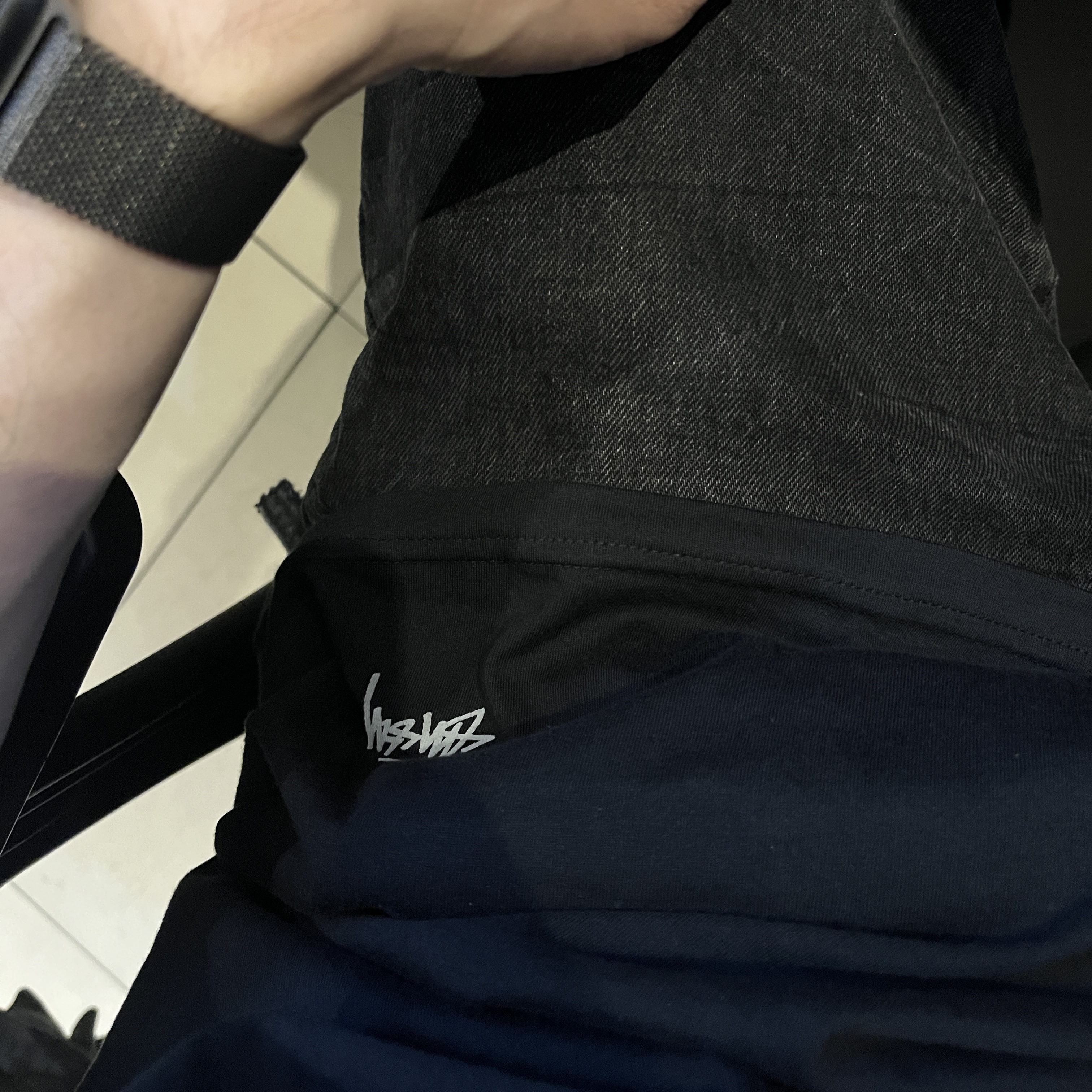 Stussy Undershirt Black (3 Pack) 착용 스타일