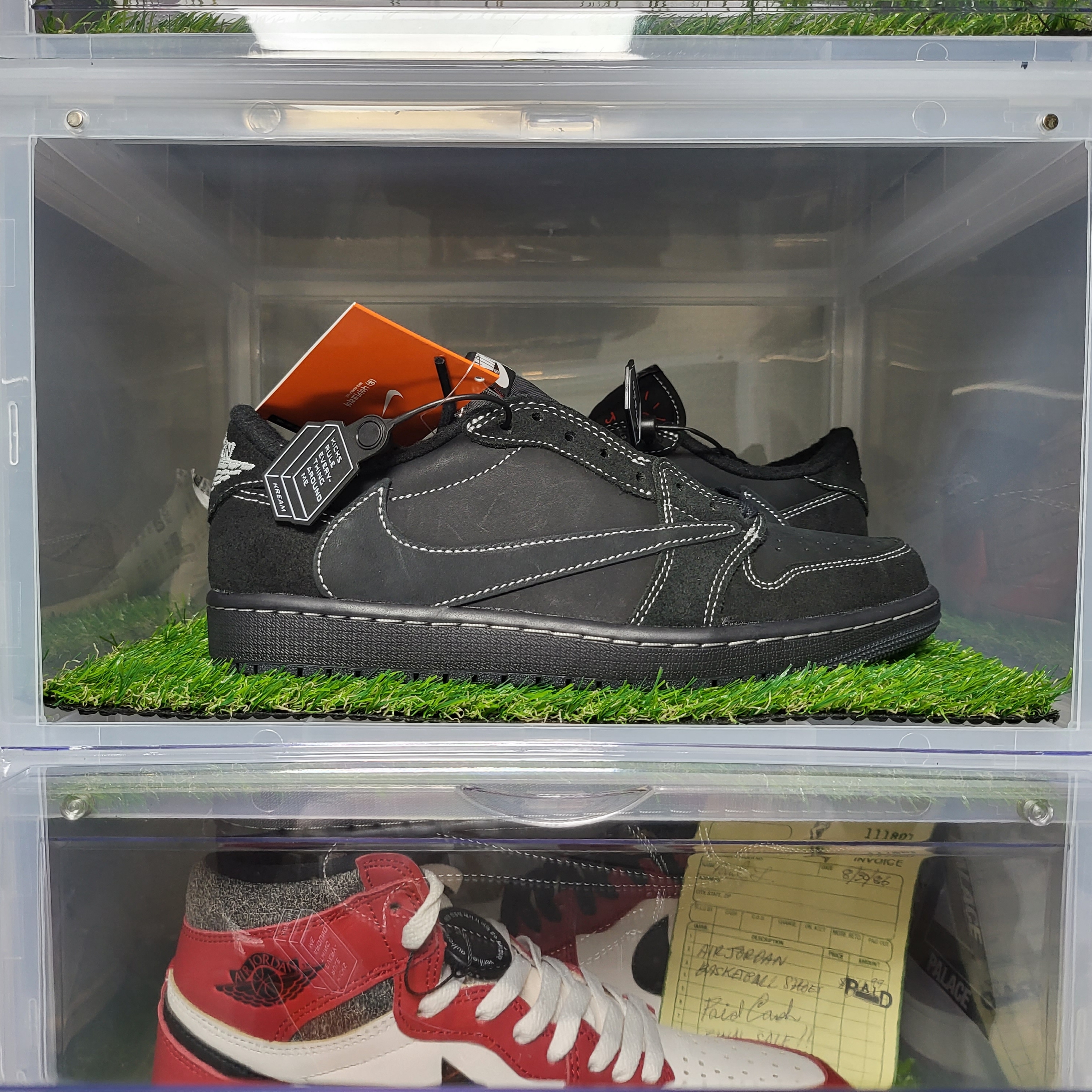 Jordan 1 x Travis Scott Retro Low OG SP Black Phantom, Jordan 1 Retro High OG Chicago 2022 착용 스타일