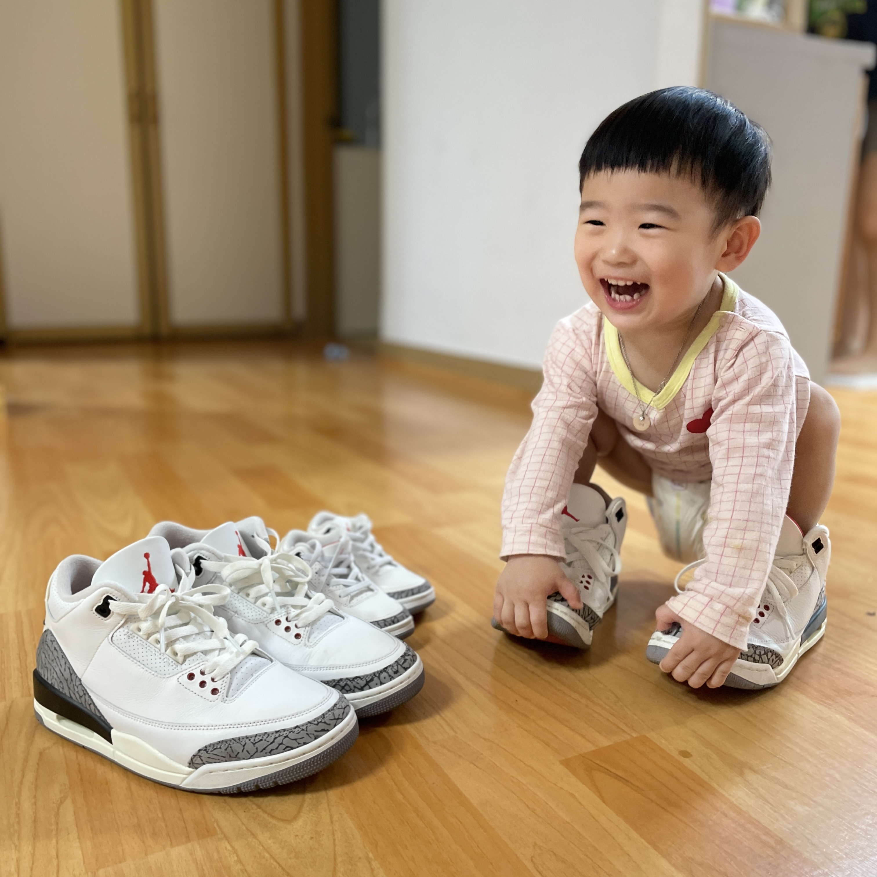 조던 3 레트로 화이트 시멘트 리이매진드, (GS) 조던 3 레트로 화이트 시멘트 리이매진드 착용 스타일 - 1