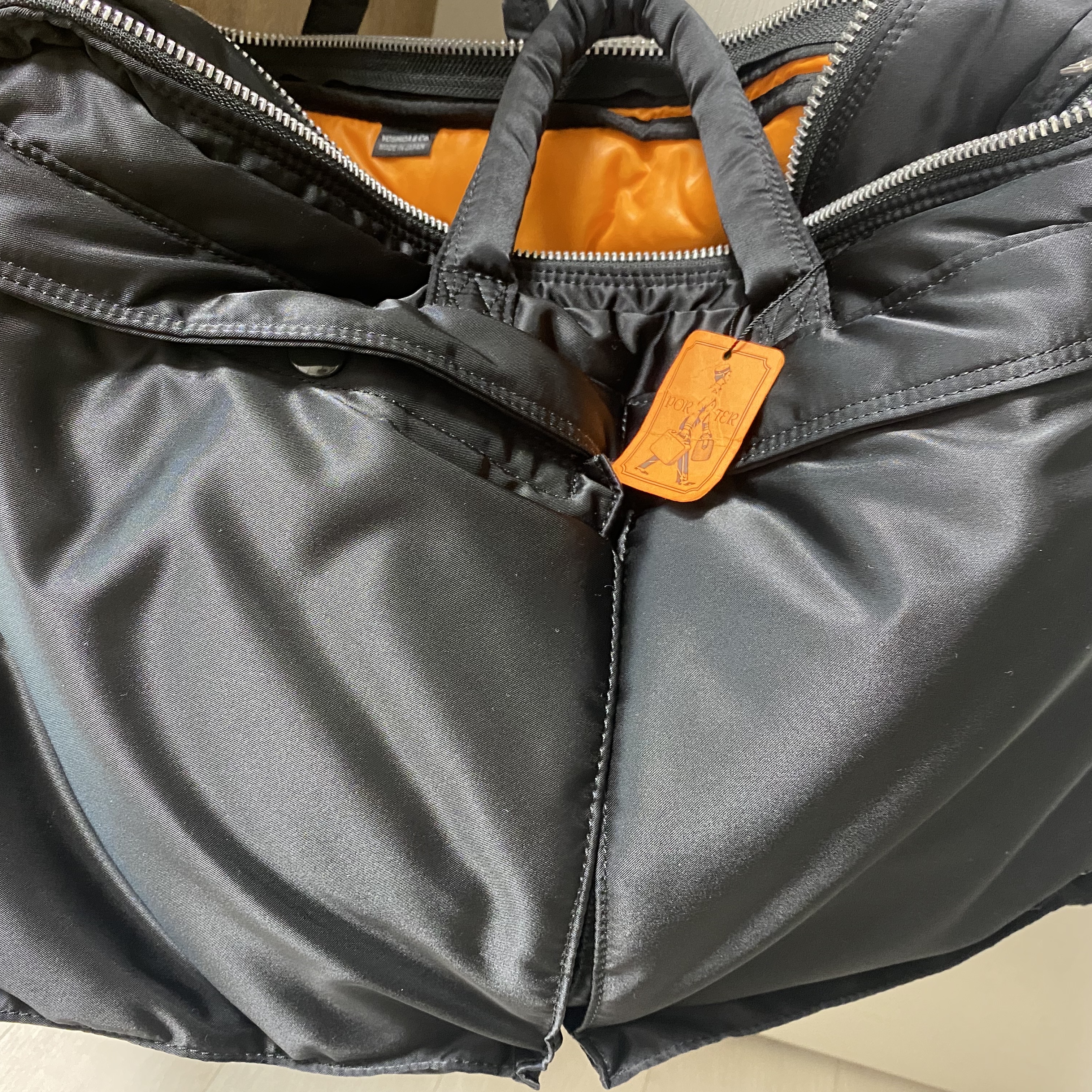 Porter Tanker 3Way Briefcase Black 착용 스타일