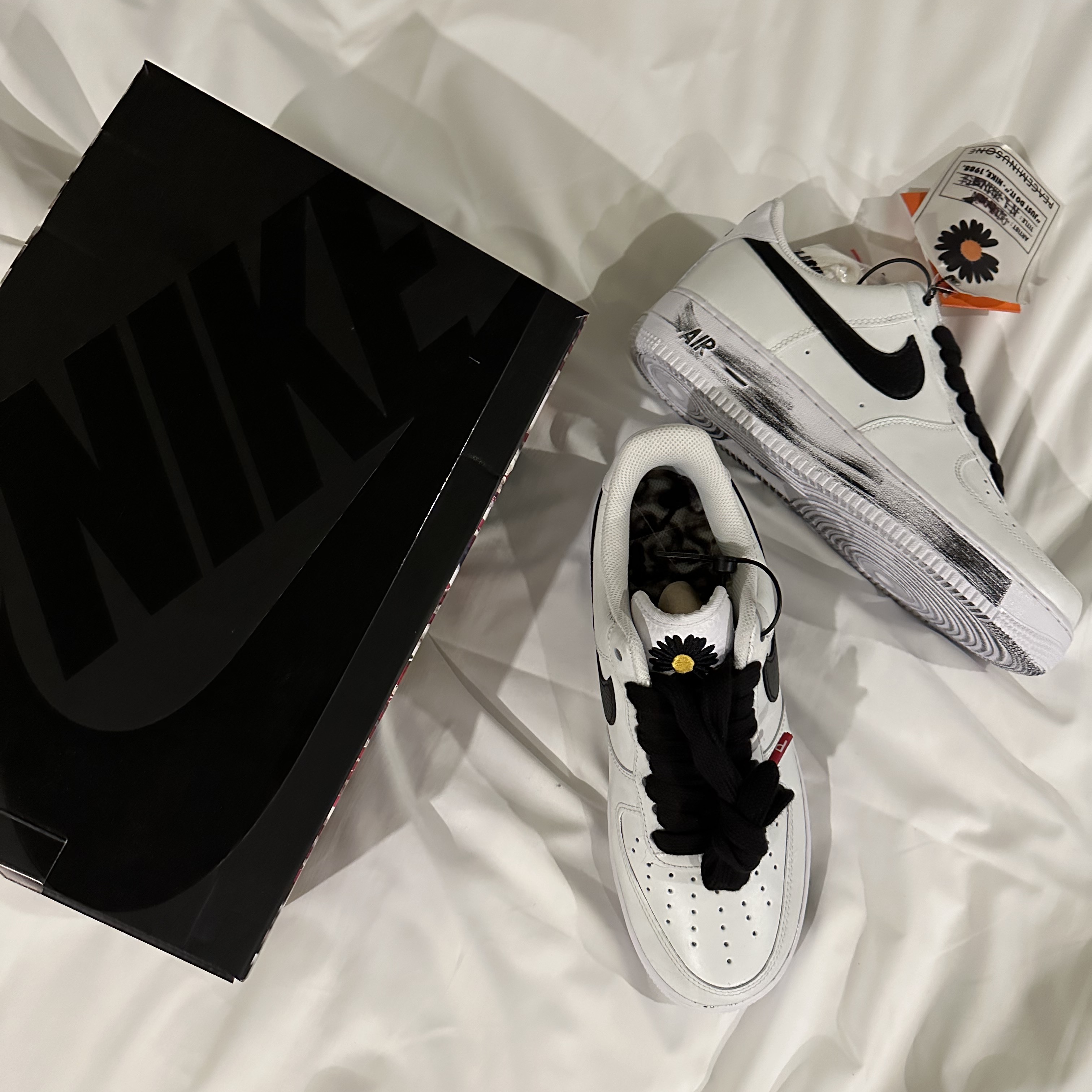 Nike x Peaceminusone Air Force 1 Low Para-Noise 2.0 착용 스타일