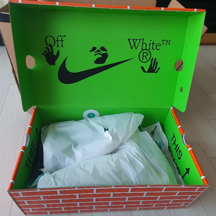 Nike x Off-White Air Force 1 Mid SP Leather Pine Green 착용 스타일 - 3