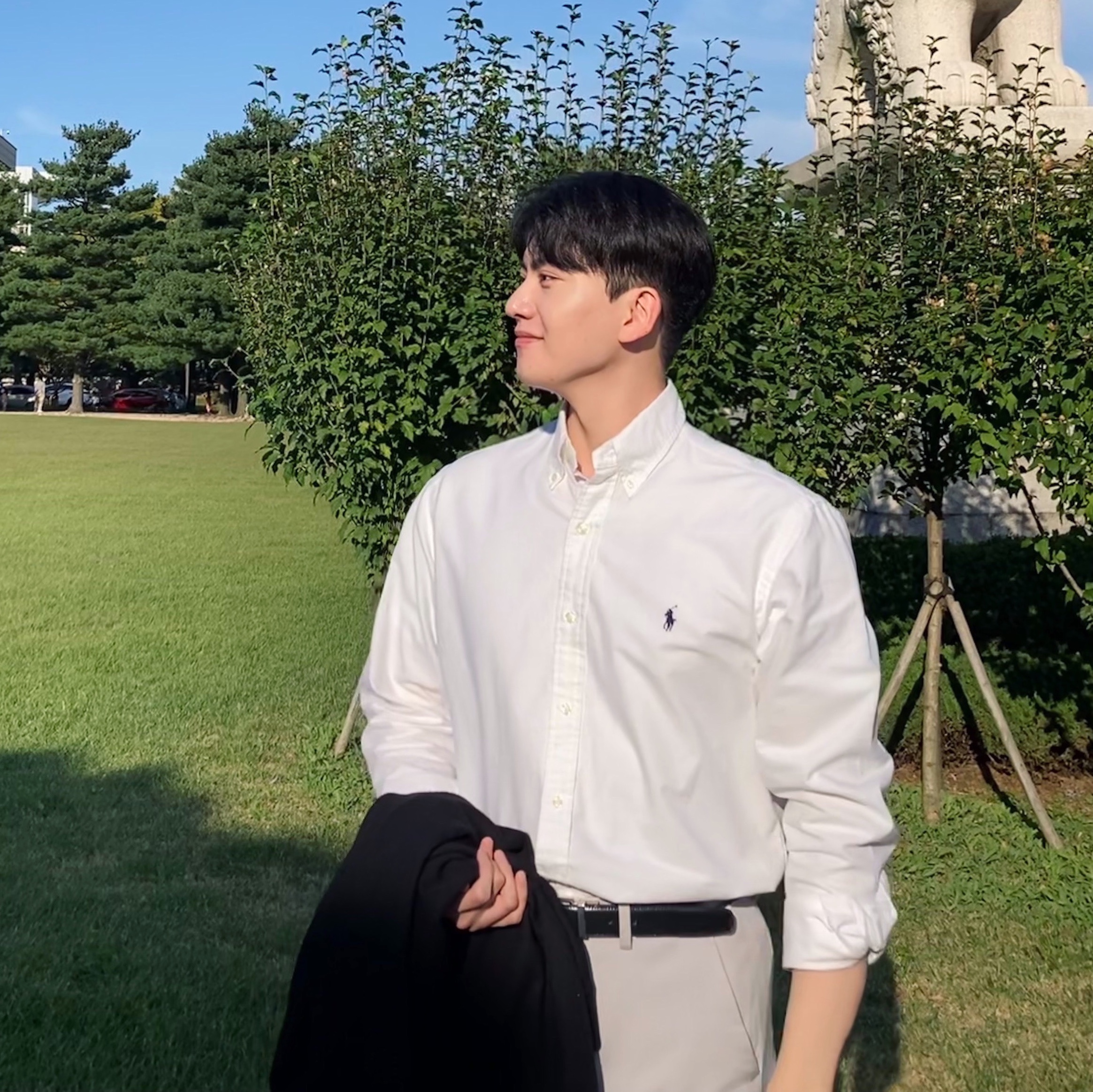 [30% 적립] Polo Ralph Lauren Classic Fit Garment Dyed Oxford Shirt White, Maison Margiela Calfskin Replica Sneakers White 착용 스타일 - 1