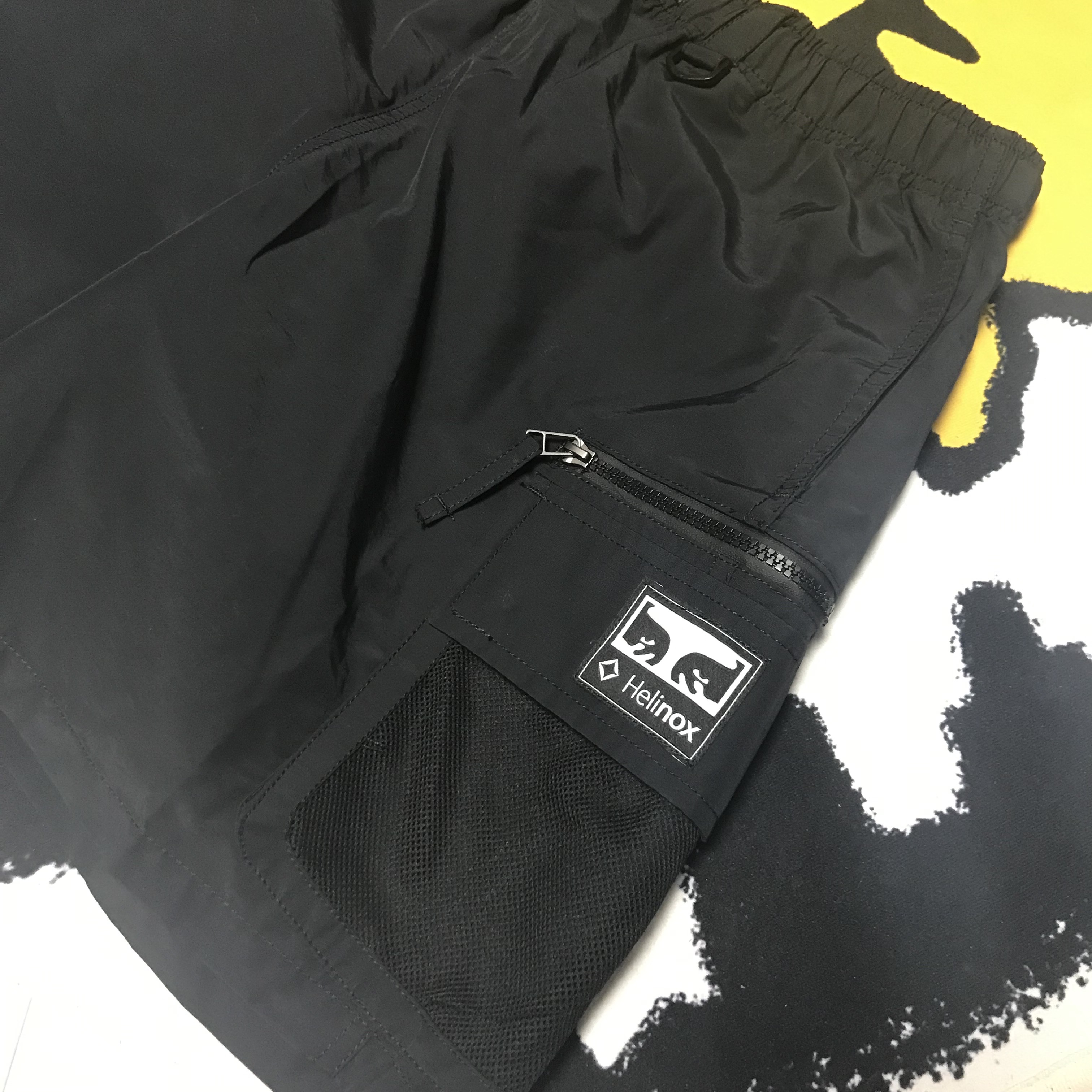 Helinox x Obey Camper's Cargo Shorts Black 착용 스타일
