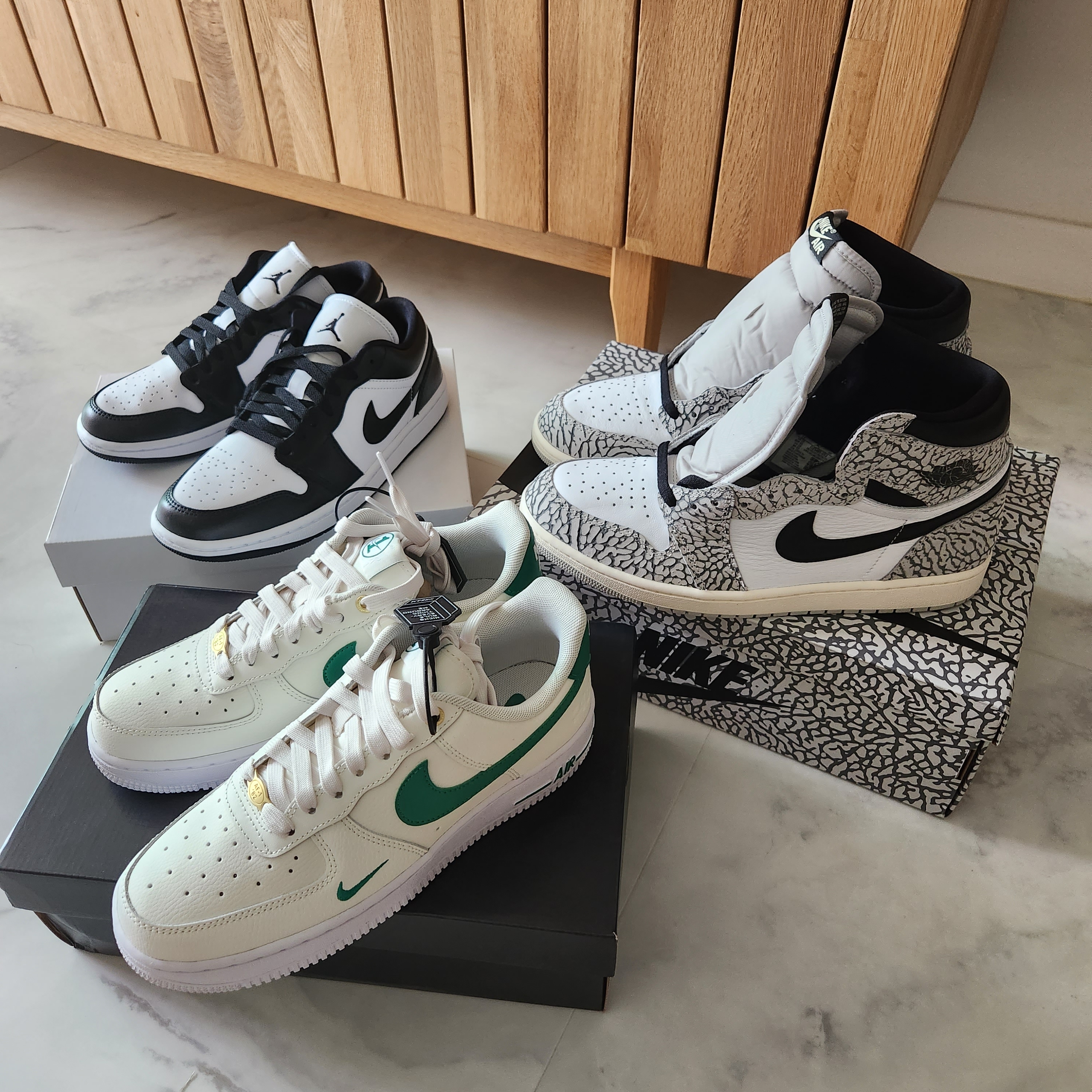Jordan 1 Retro High OG White Cement 착용 스타일 - 3