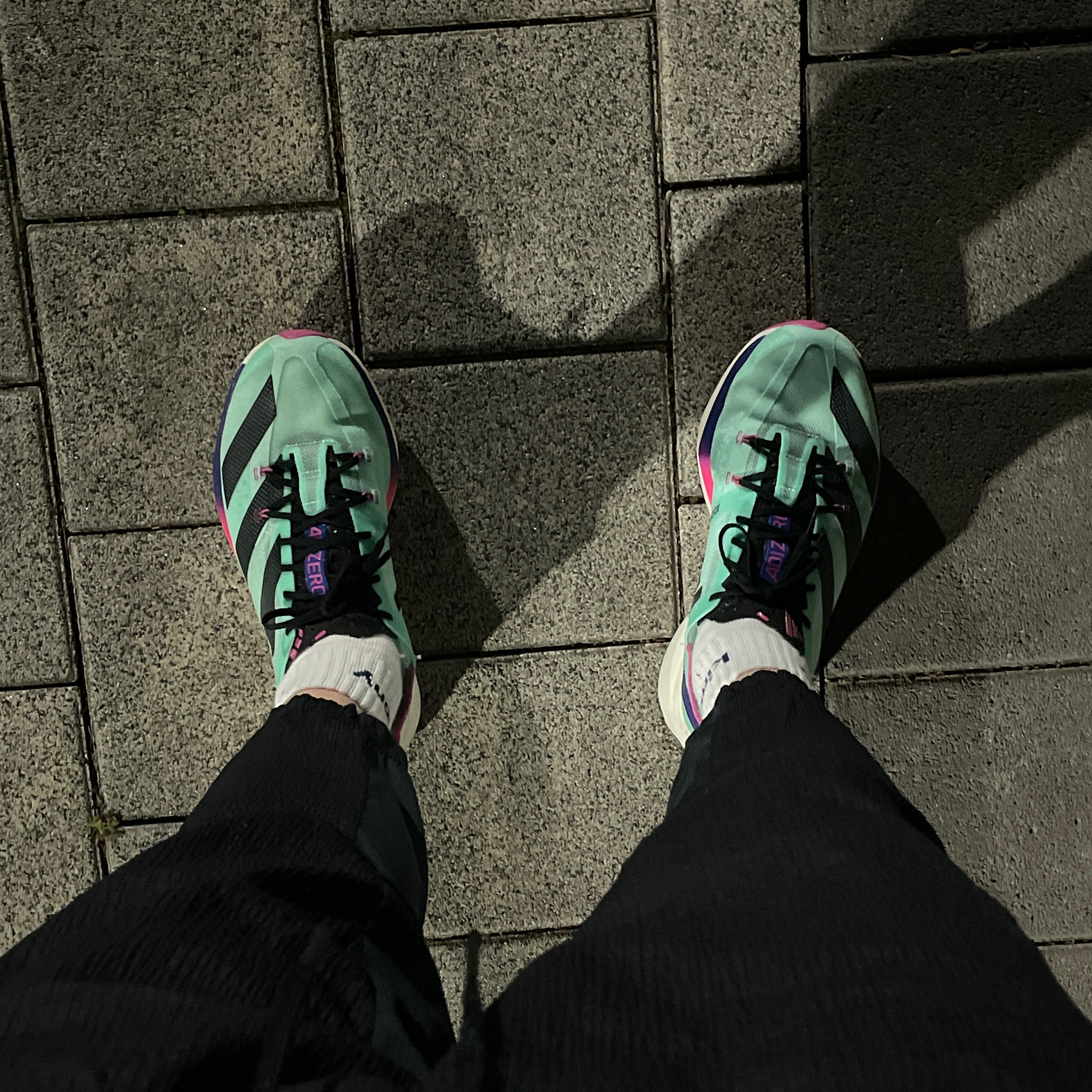 Adidas Adizero Adios Pro 3 Pulse Mint Core Black 착용 스타일 - 3