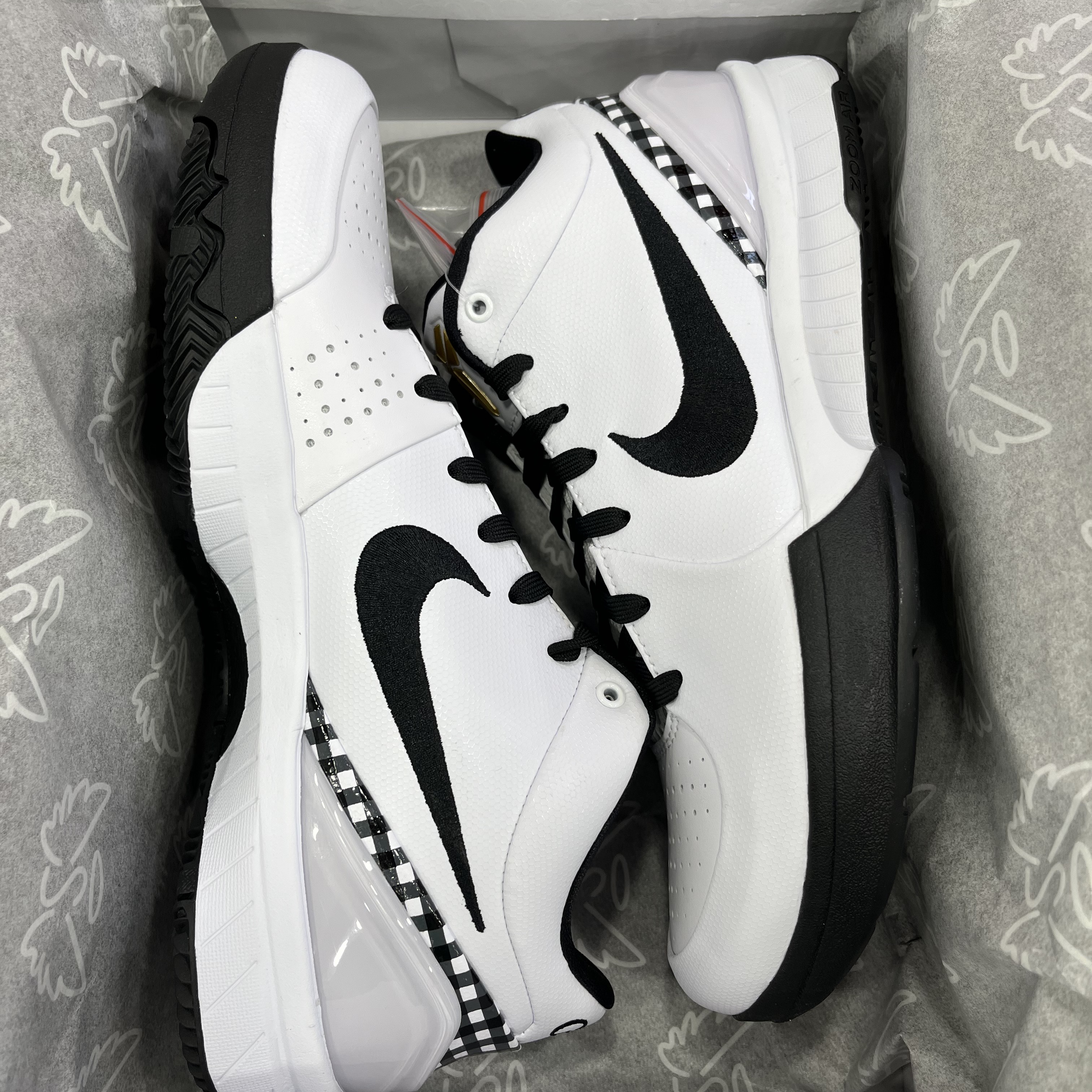 Nike Kobe 4 Protro Mambacita Gigi 착용 스타일 - 3