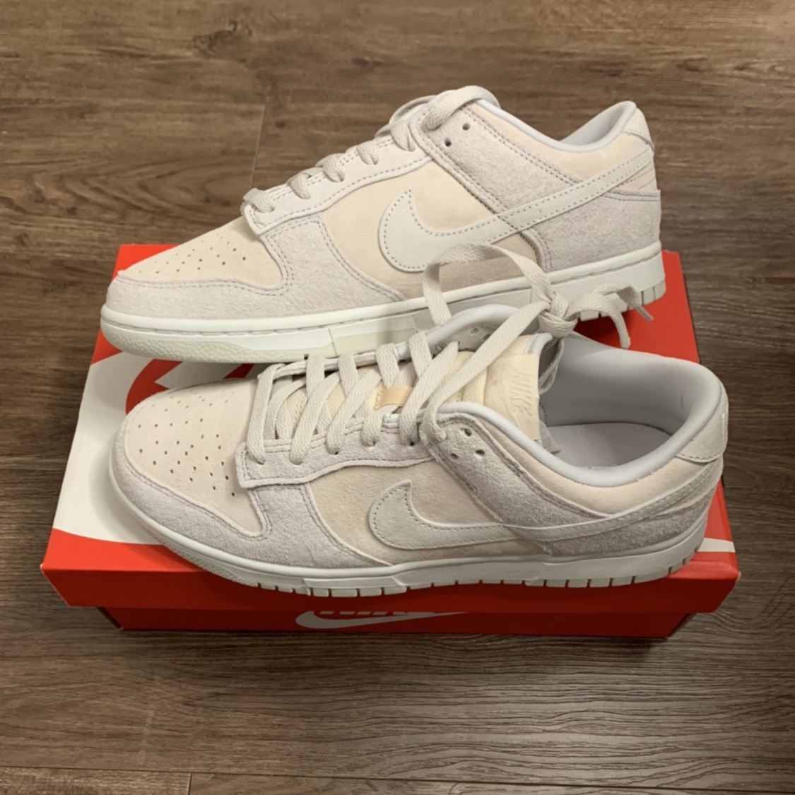 Nike Dunk Low Retro PRM Vast Grey 착용 스타일