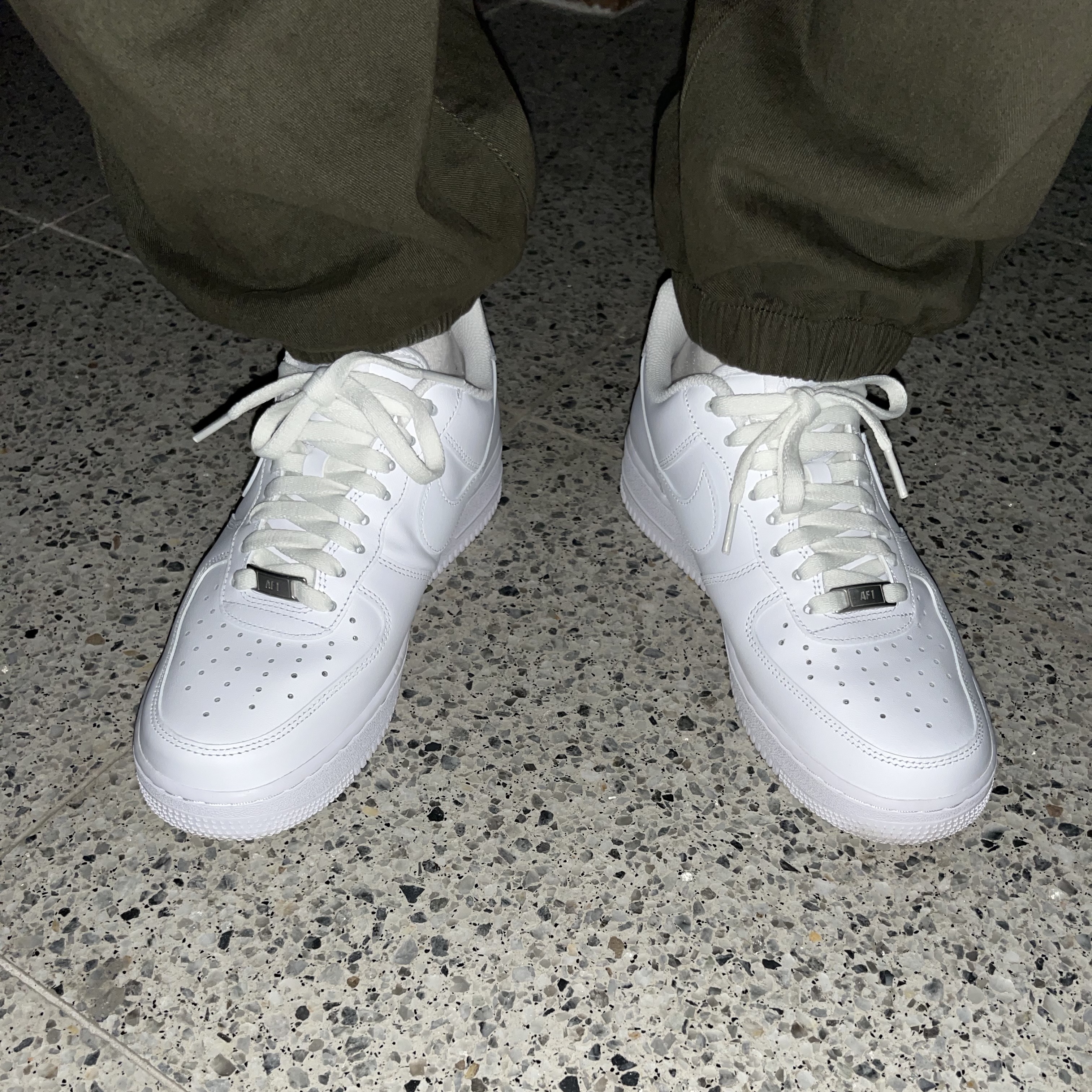 Nike Air Force 1 '07 Low White 착용 스타일