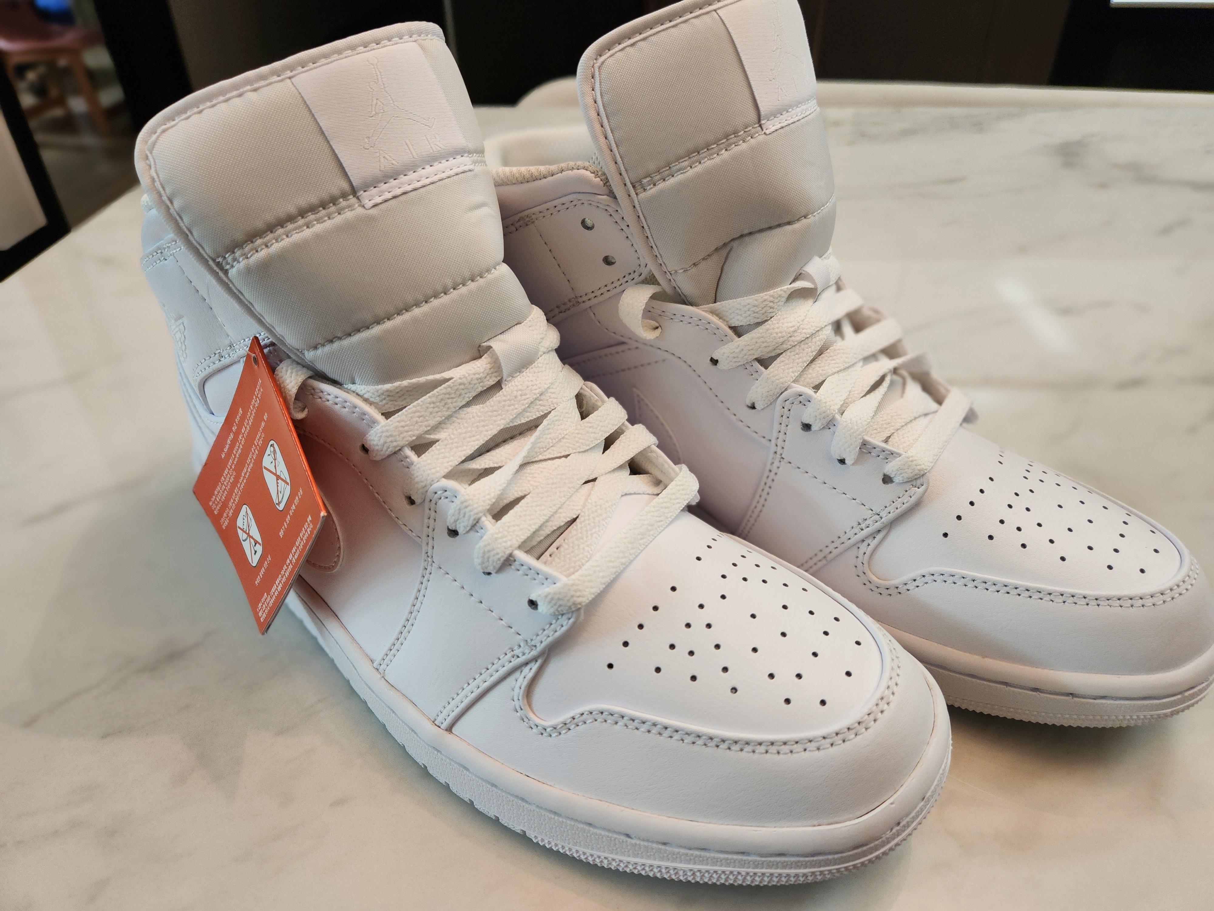 Jordan 1 Mid Triple White 2022 착용 스타일