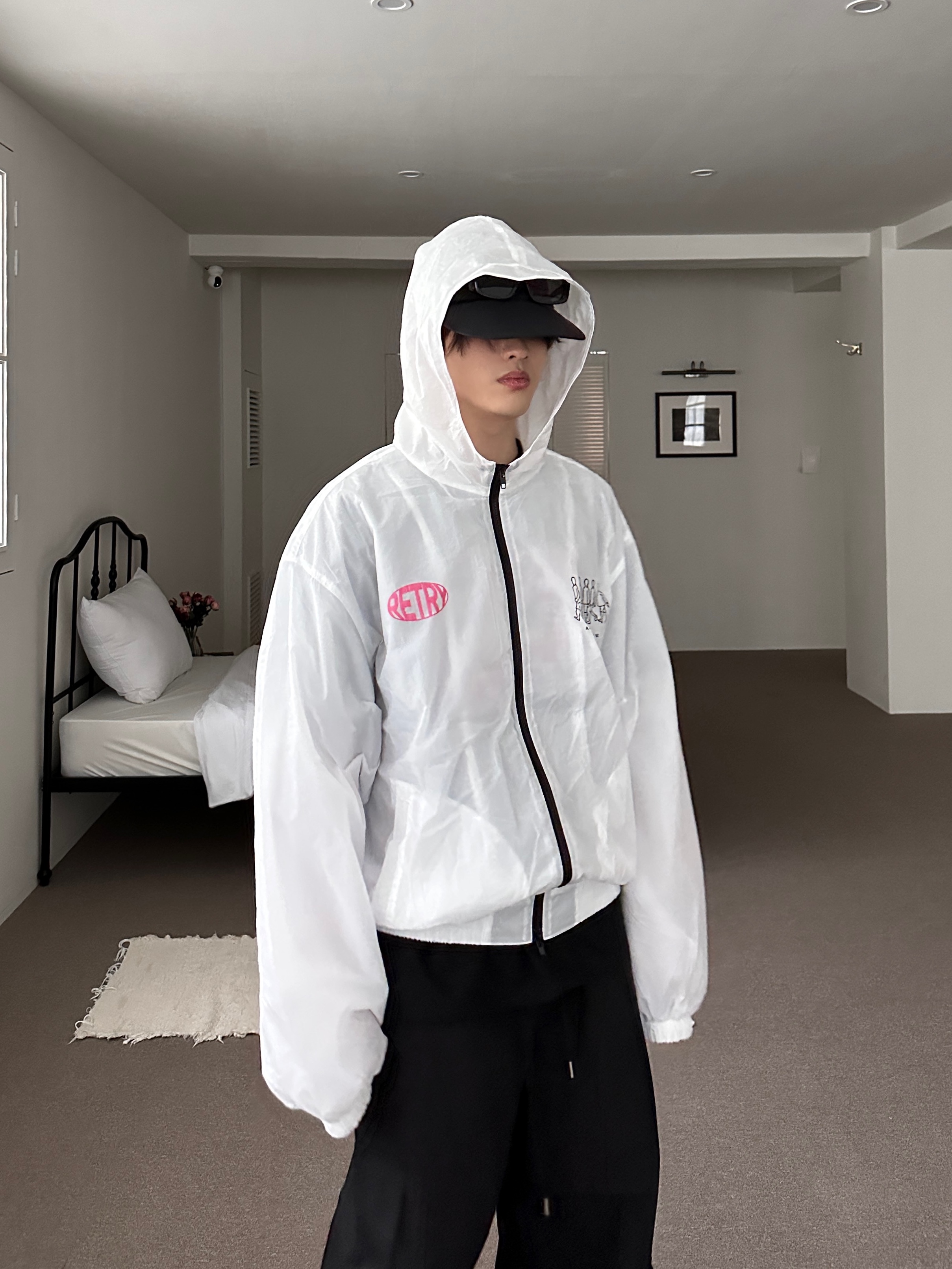 살로몬 XT-4 화이트 루나 락 착용 스타일 - 3