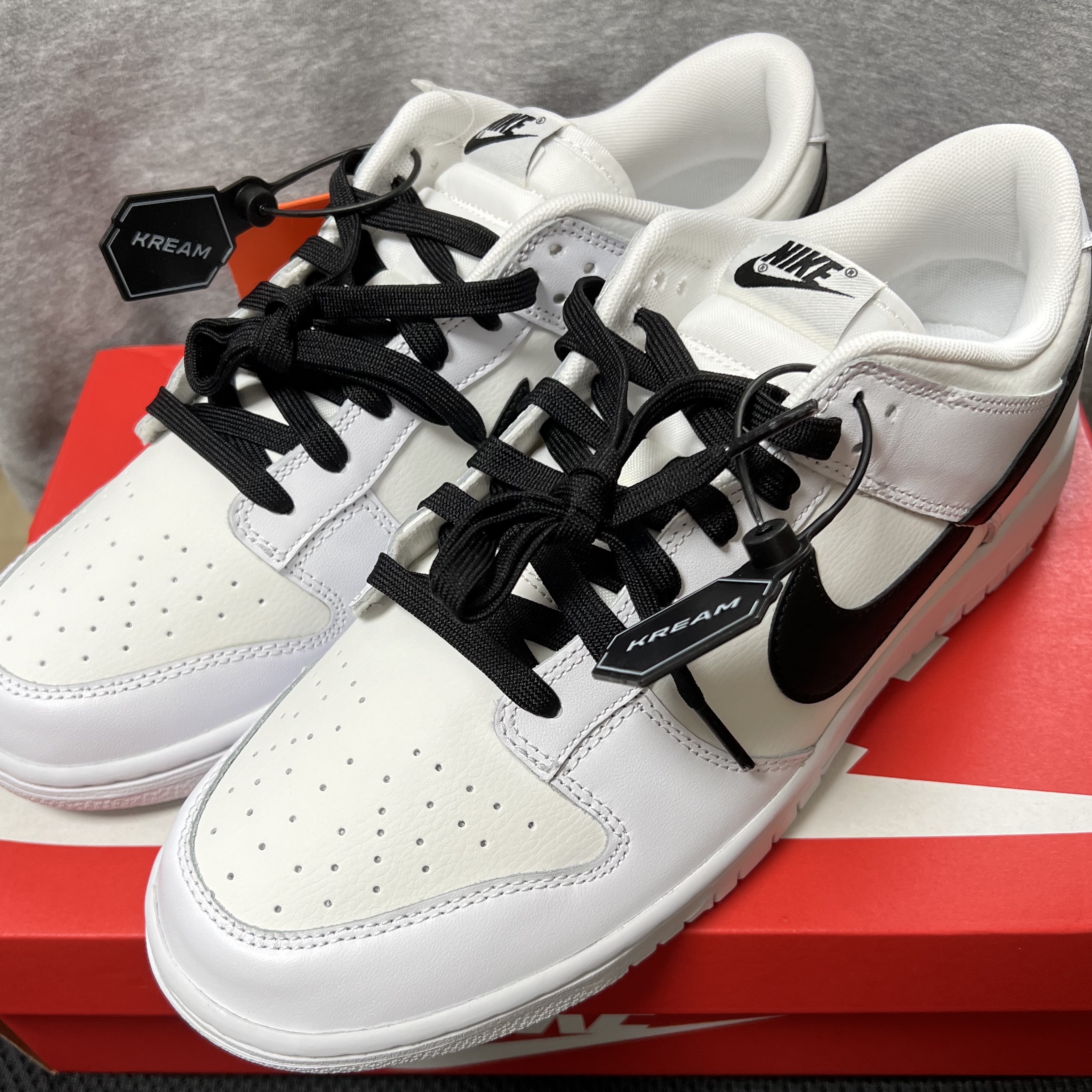 Nike Dunk Low Retro Summit White 착용 스타일
