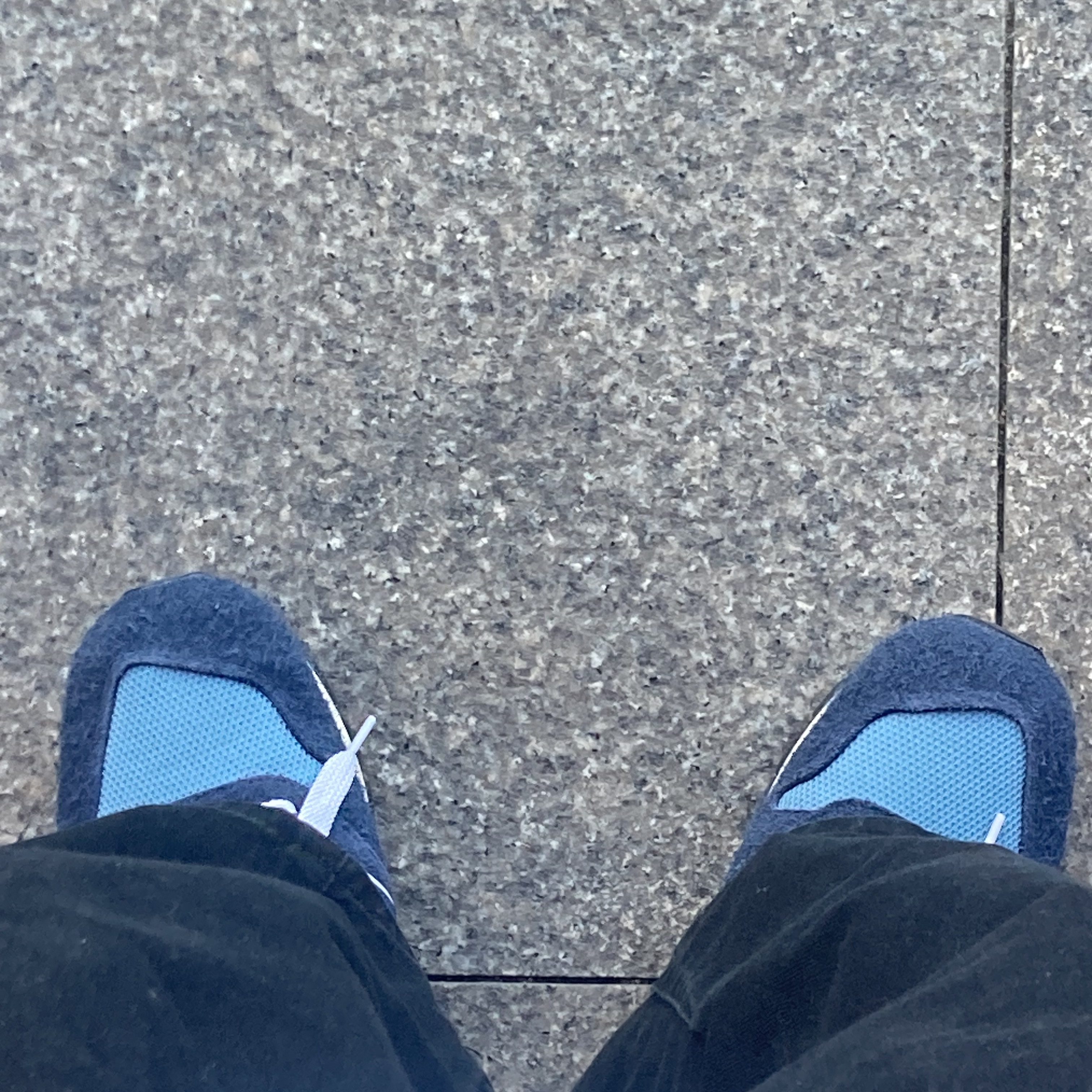 New Balance Made in USA 996 Navy 착용 스타일