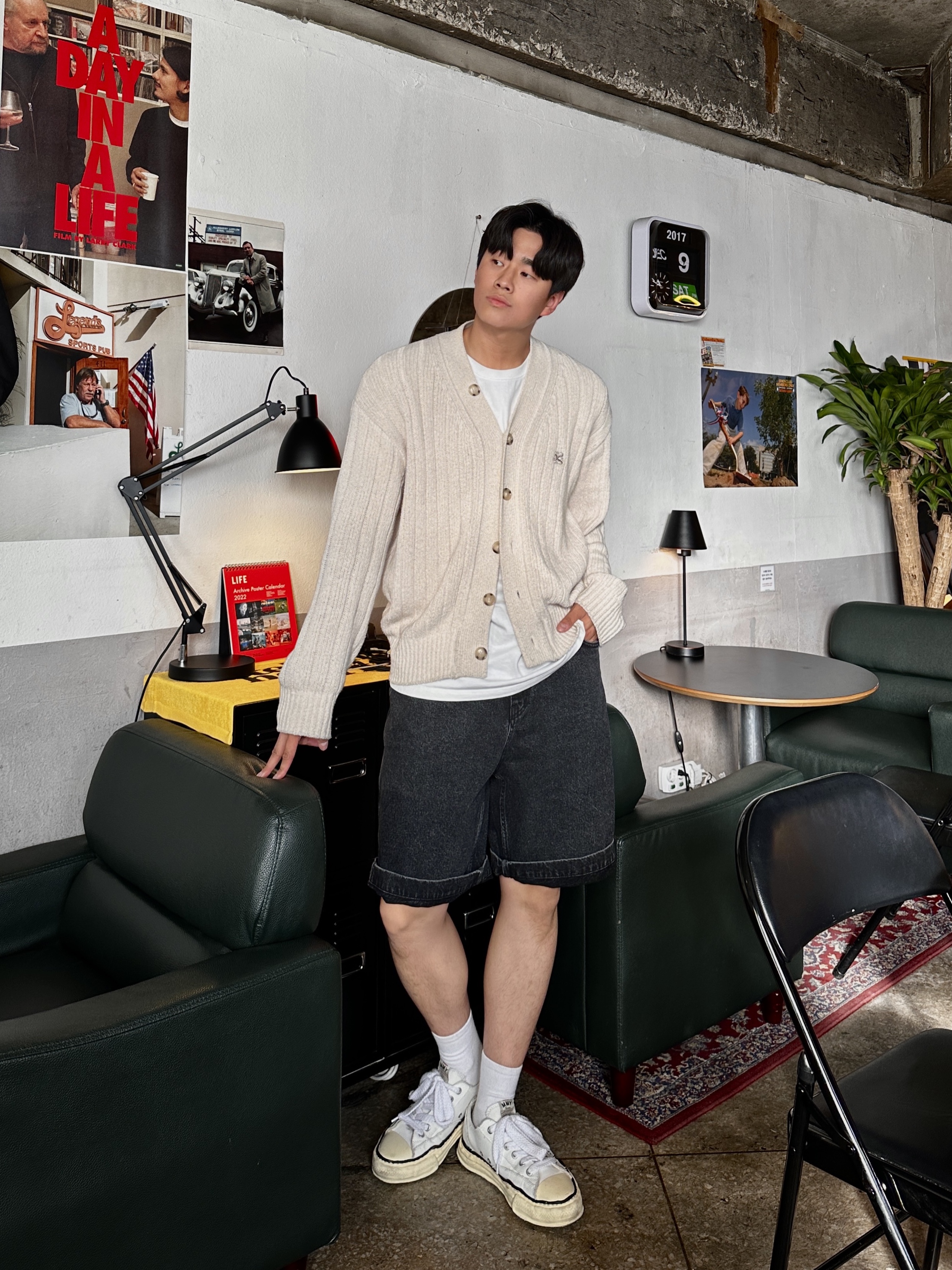Maison Mihara Yasuhiro Peterson VL OG Sole Canvas Low-top Sneakers White 착용 스타일 - 1