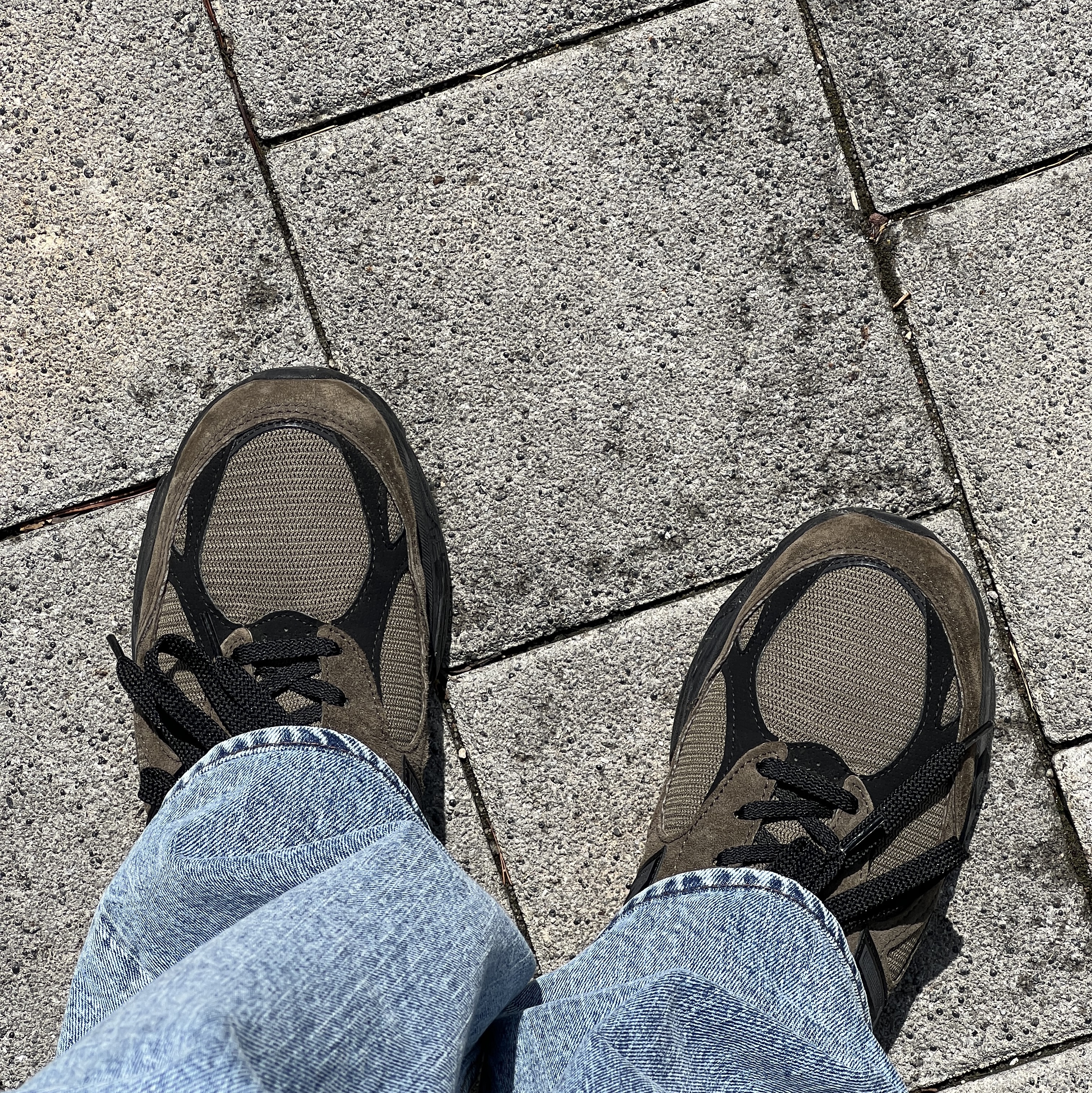 New Balance x JJJJound 990v3 Brown Black 착용 스타일