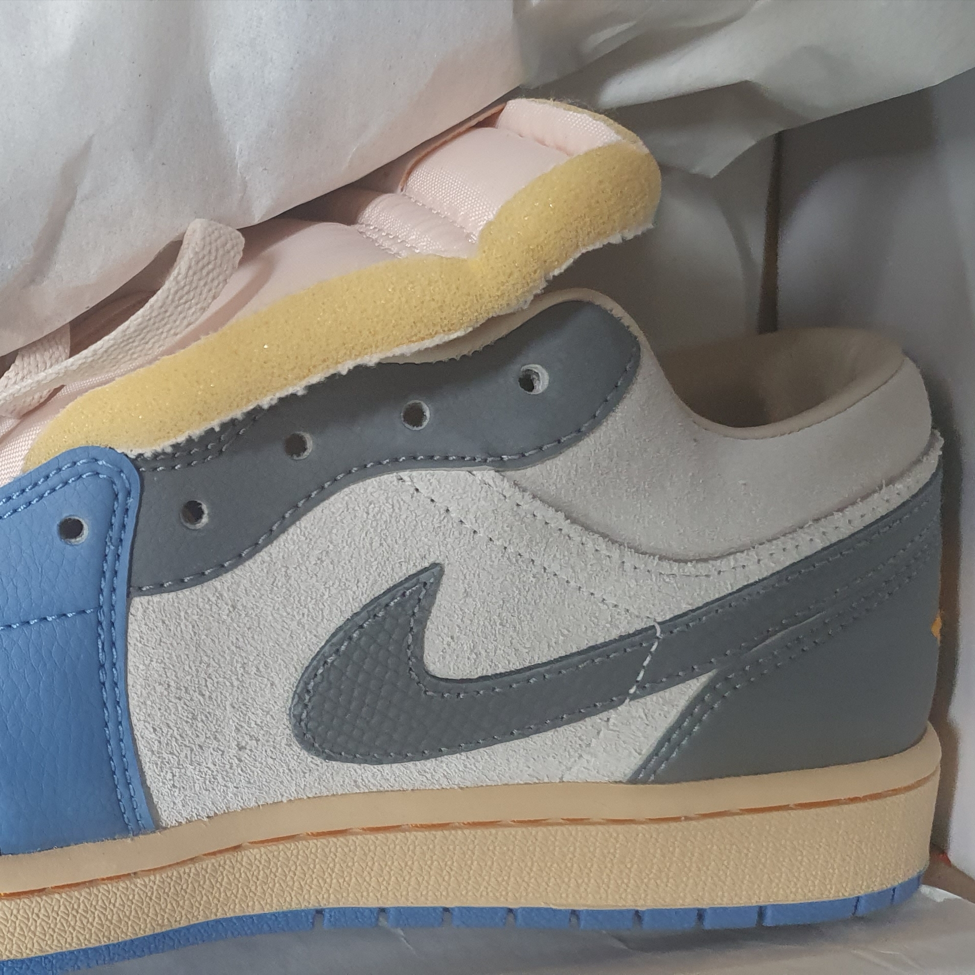 Jordan 1 Low SE Tokyo 96 착용 스타일