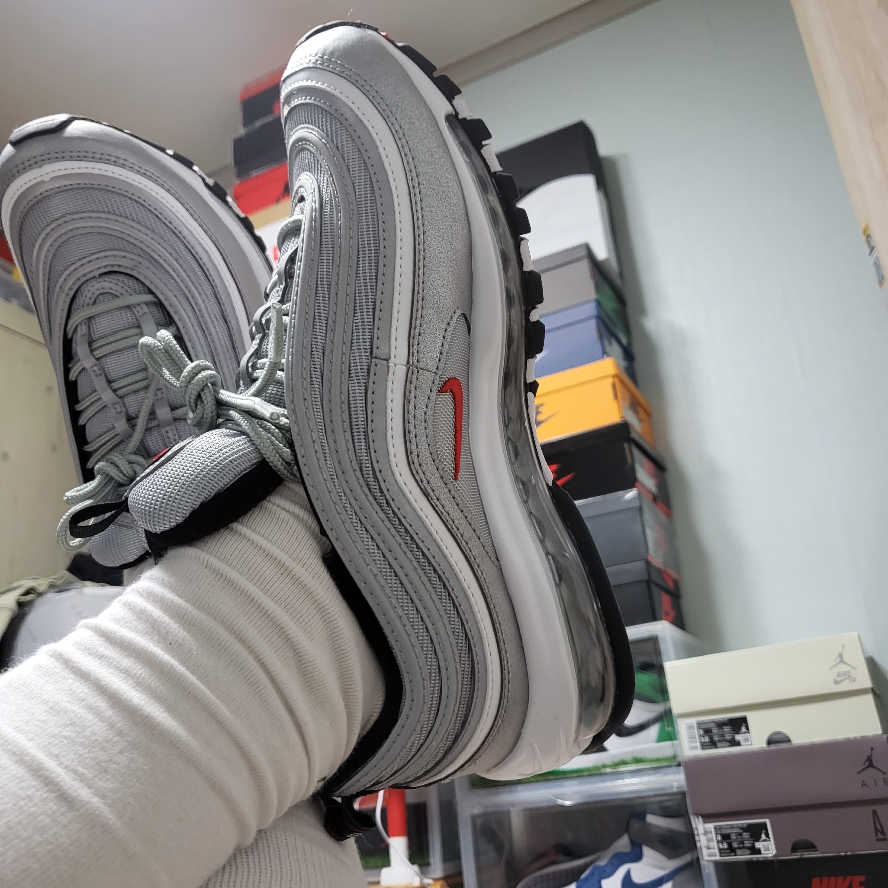 Nike Air Max 97 OG Silver Bullet 2022 착용 스타일 - 4