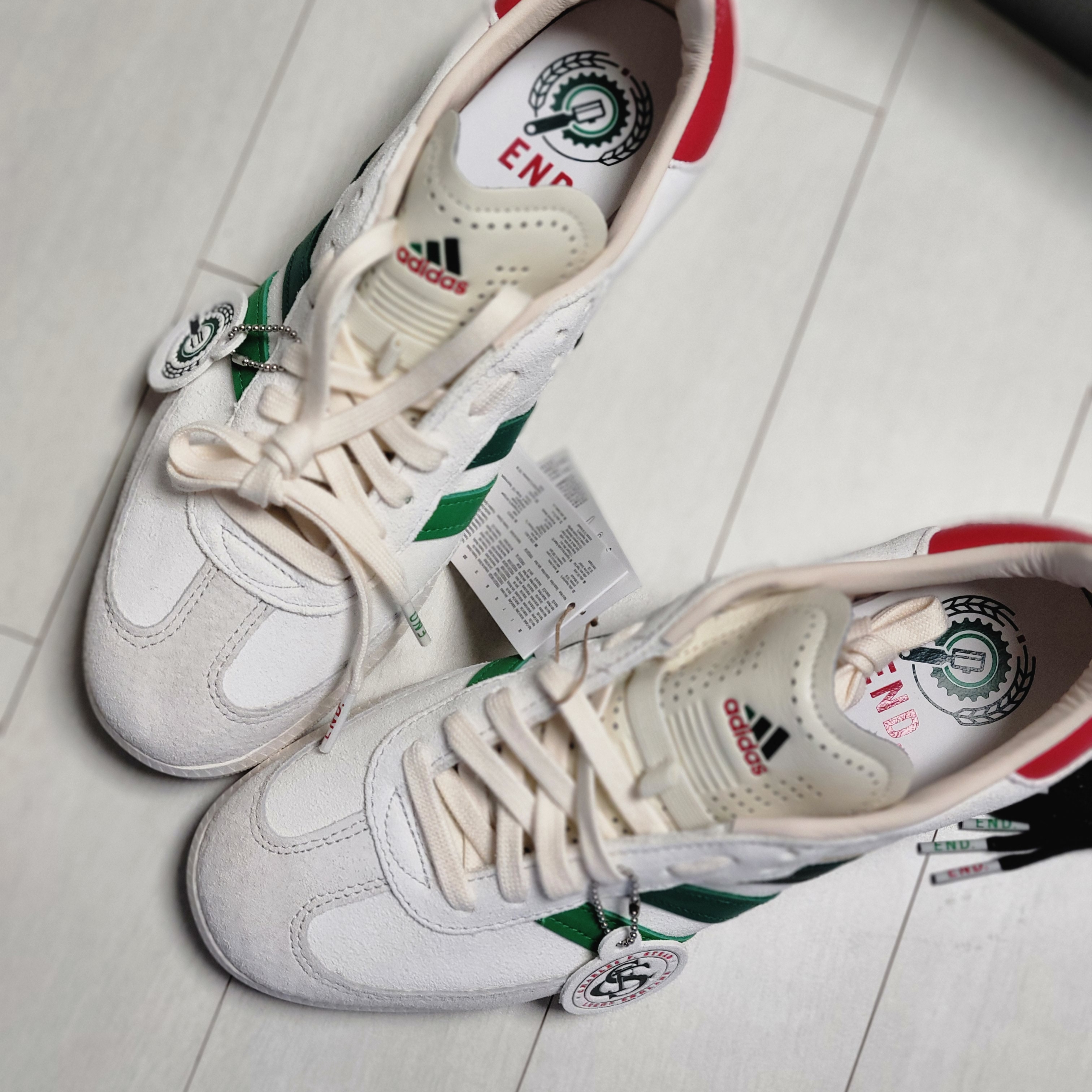 Adidas x END. Velosamba Social Cycling Chalk White 착용 스타일 - 3