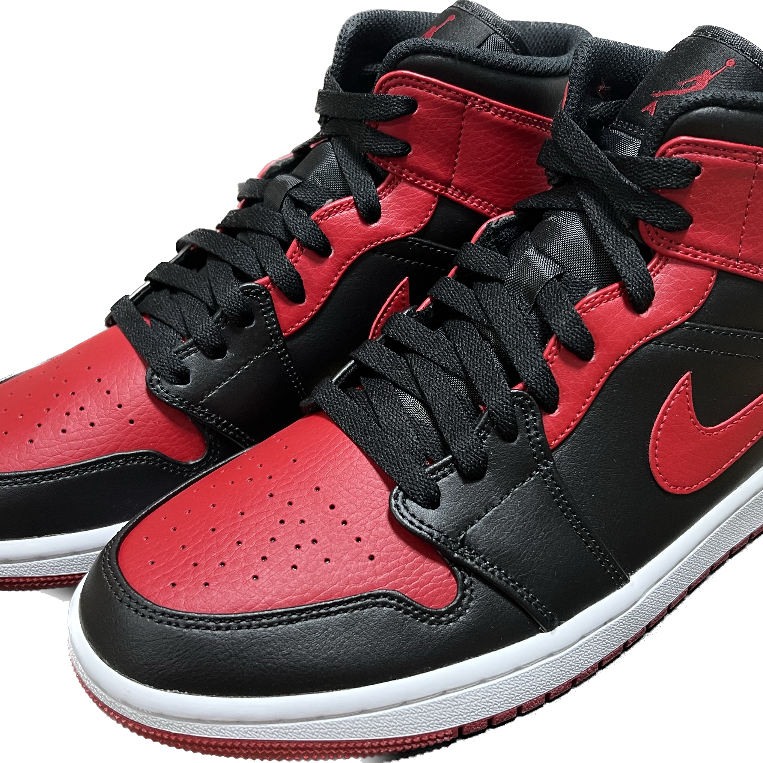 Jordan 1 Mid Bred Banned 2020 착용 스타일 - 1