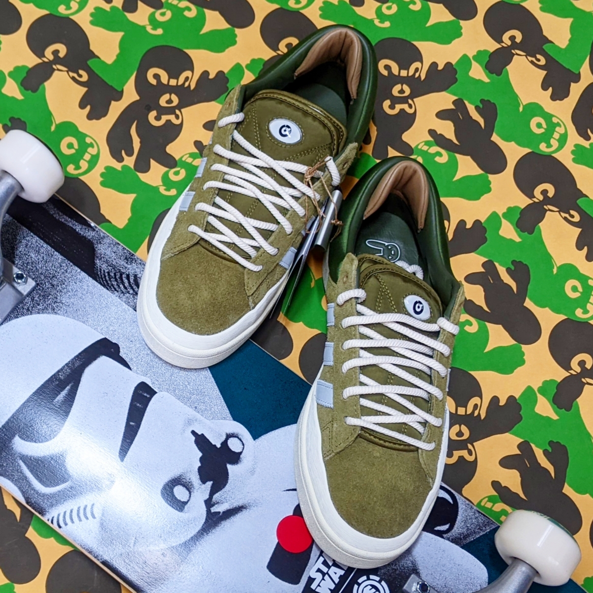 Adidas x Bad Bunny Campus Wild Moss 착용 스타일 - 2