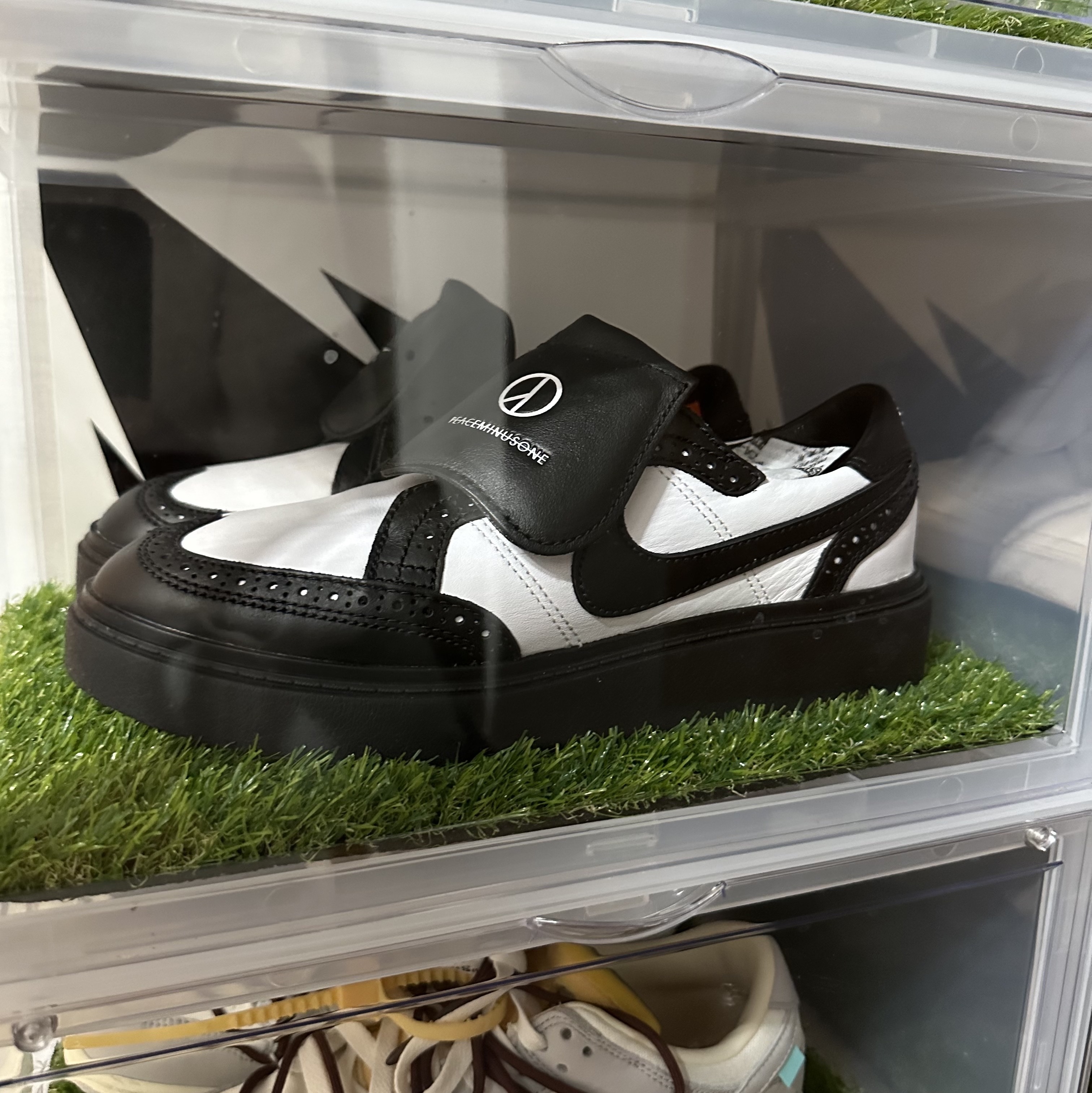 Nike x Peaceminusone Kwondo1 Black and White 착용 스타일