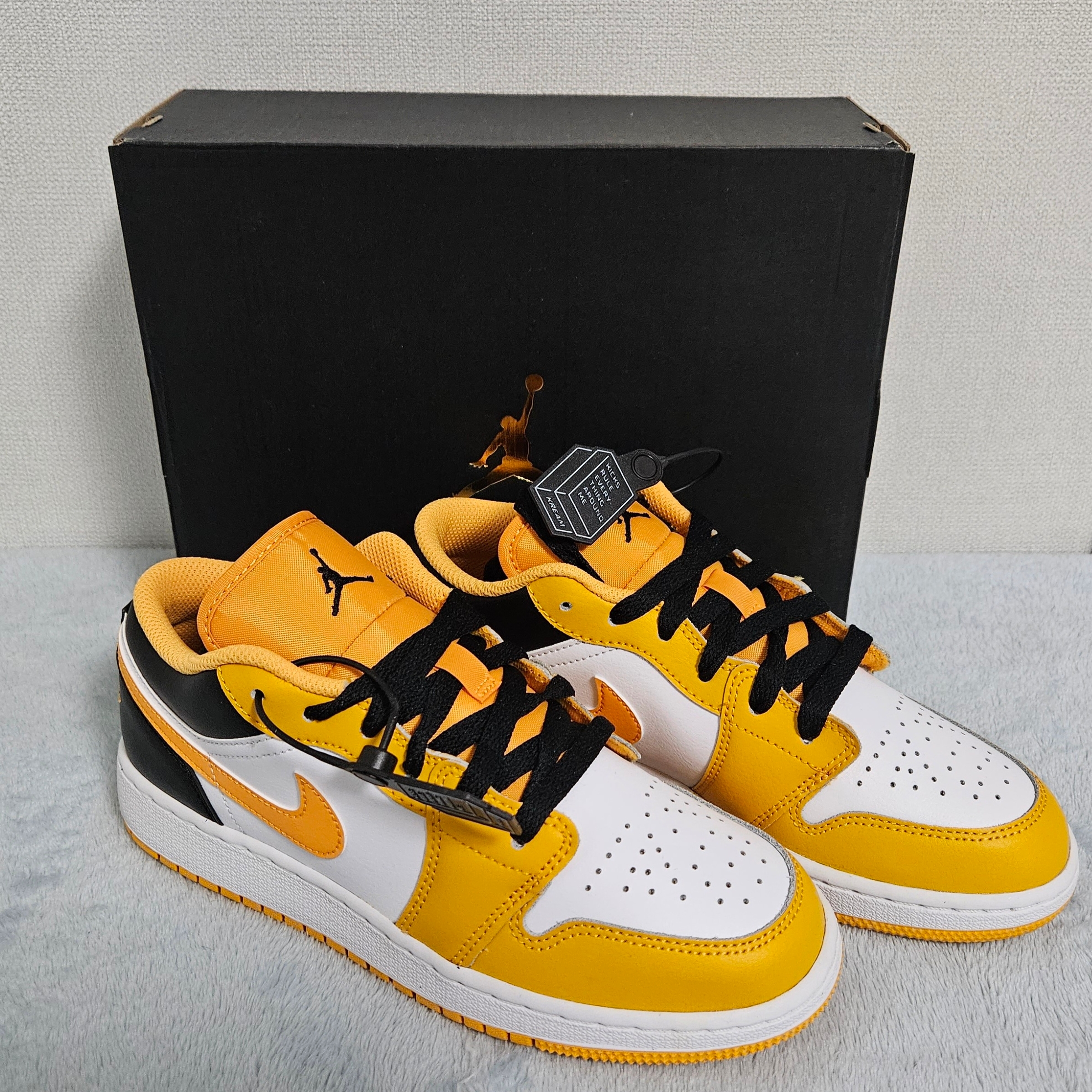 (GS) Jordan 1 Low Taxi 착용 스타일 - 2