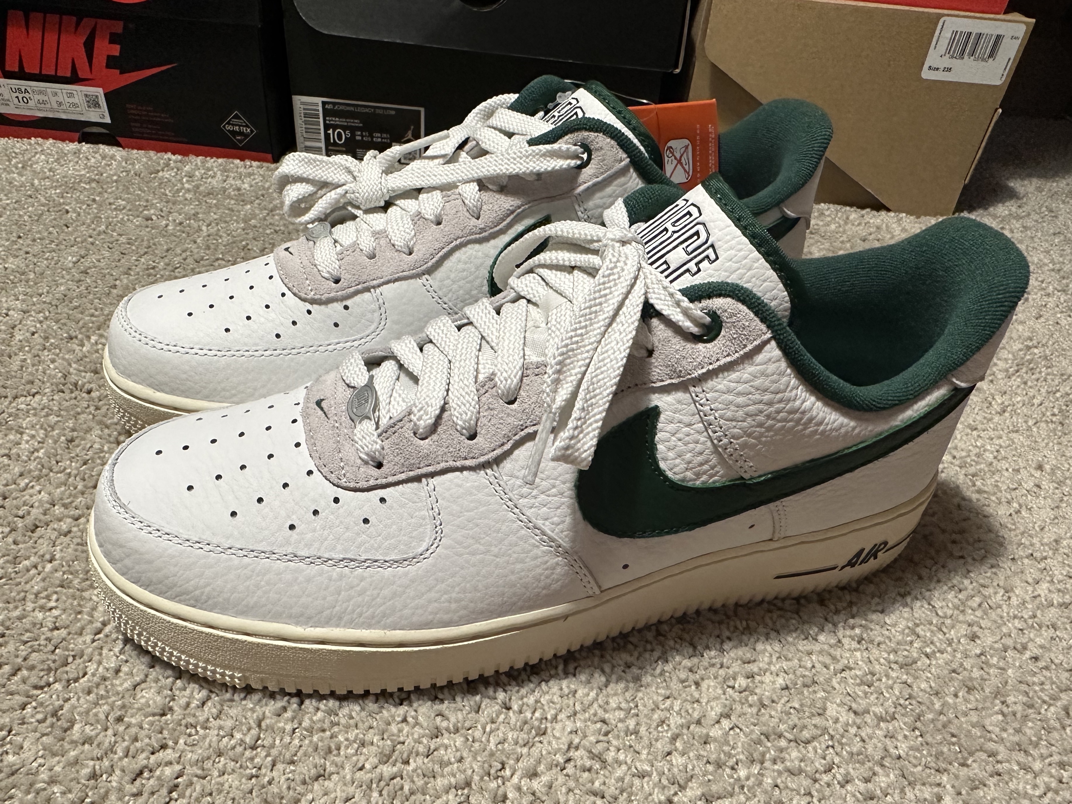 (W) Nike Air Force 1 '07 LX Summit White Gorge Green 착용 스타일 - 1