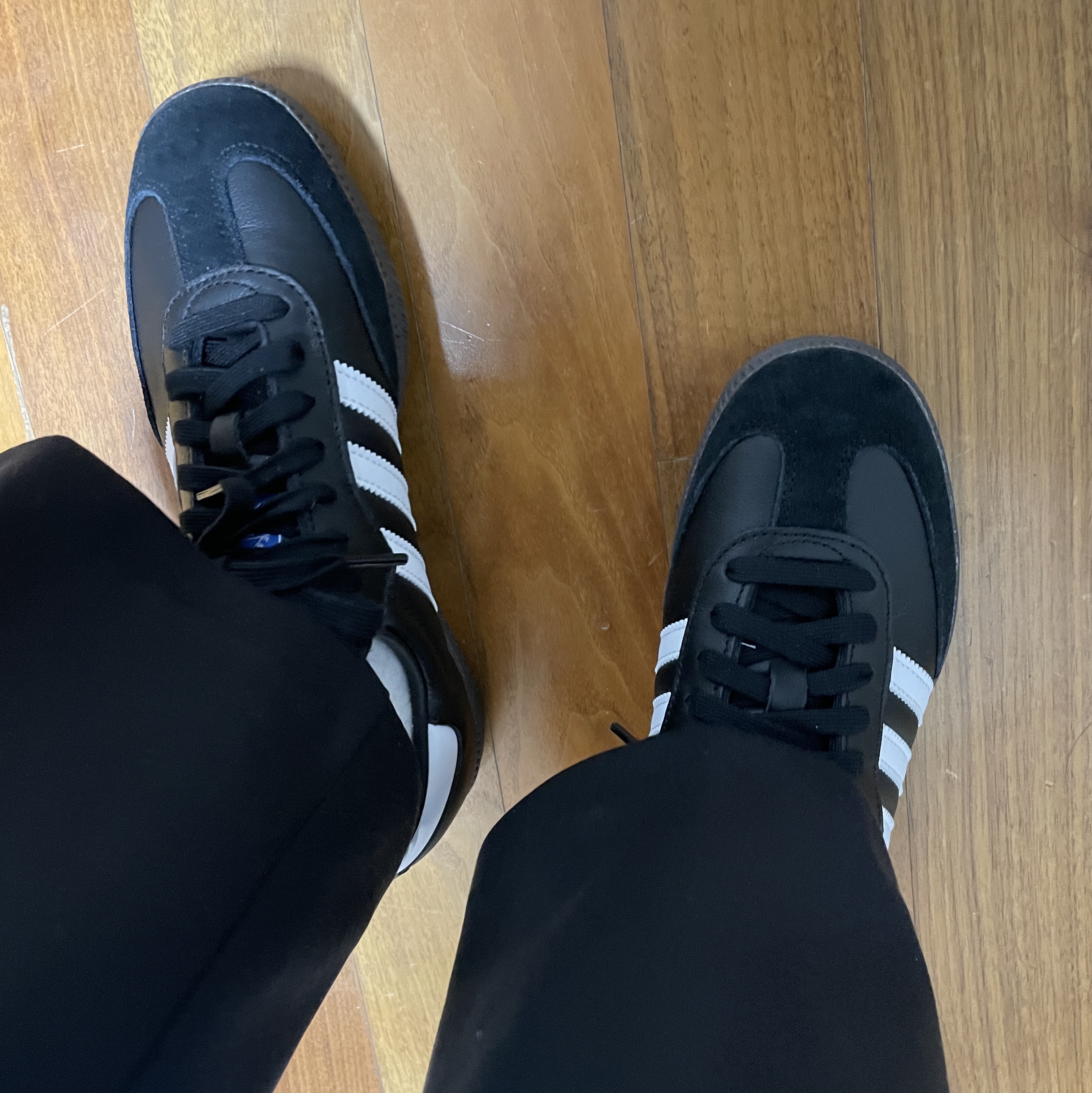 Adidas Samba OG Black White Gum 착용 스타일