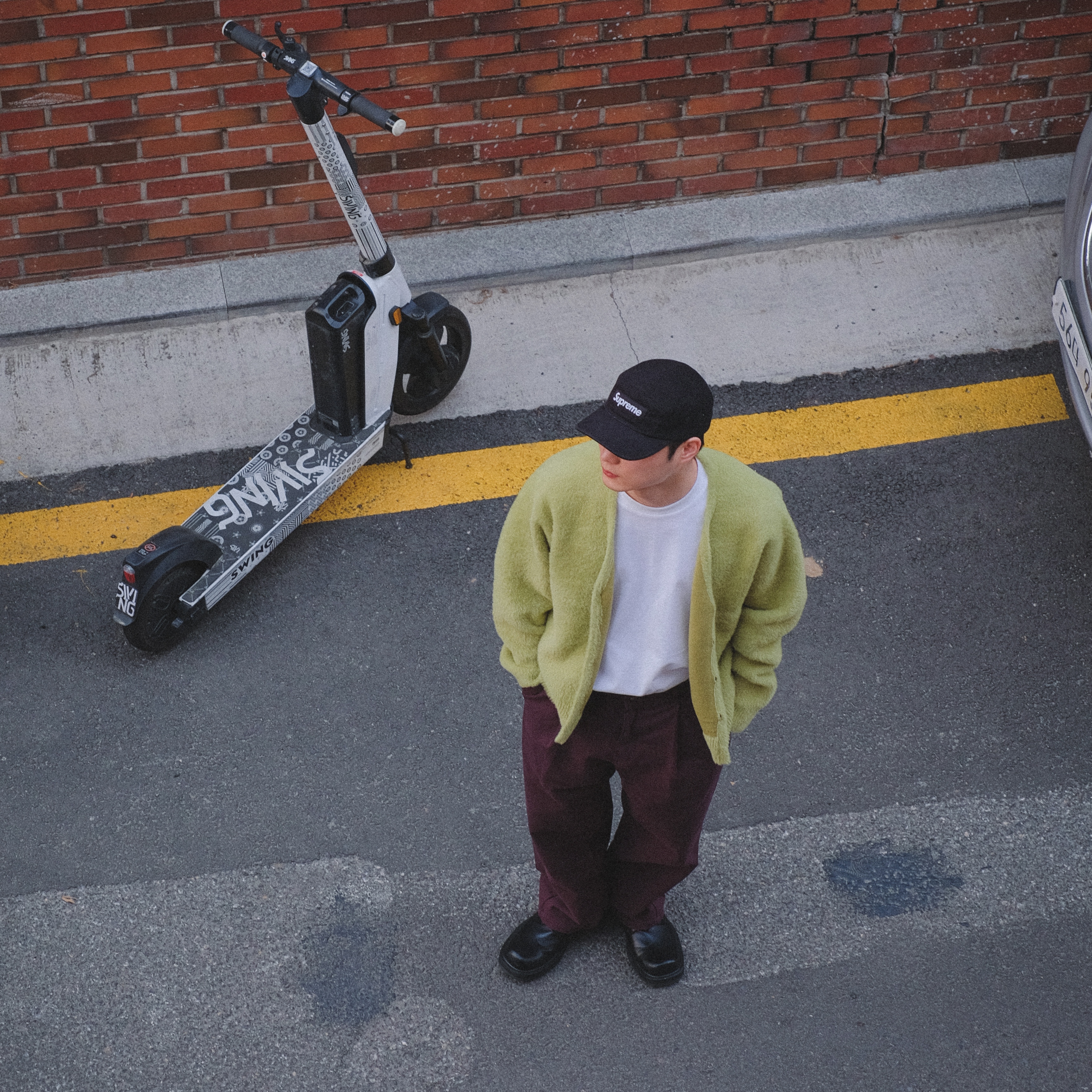 Stussy Shaggy Cardigan Lime, Supreme Military Camp Cap Black - 23SS 착용 스타일