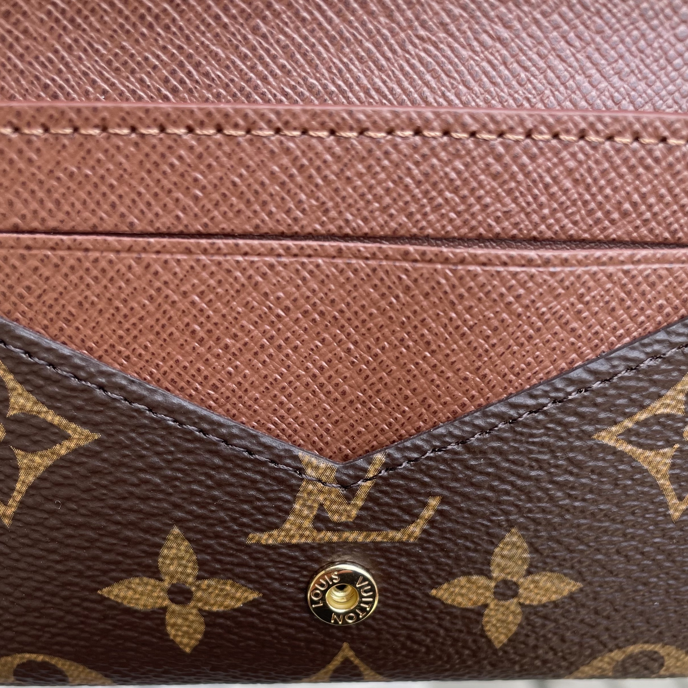 Louis Vuitton Envelope Business Card Holder Monogram 착용 스타일