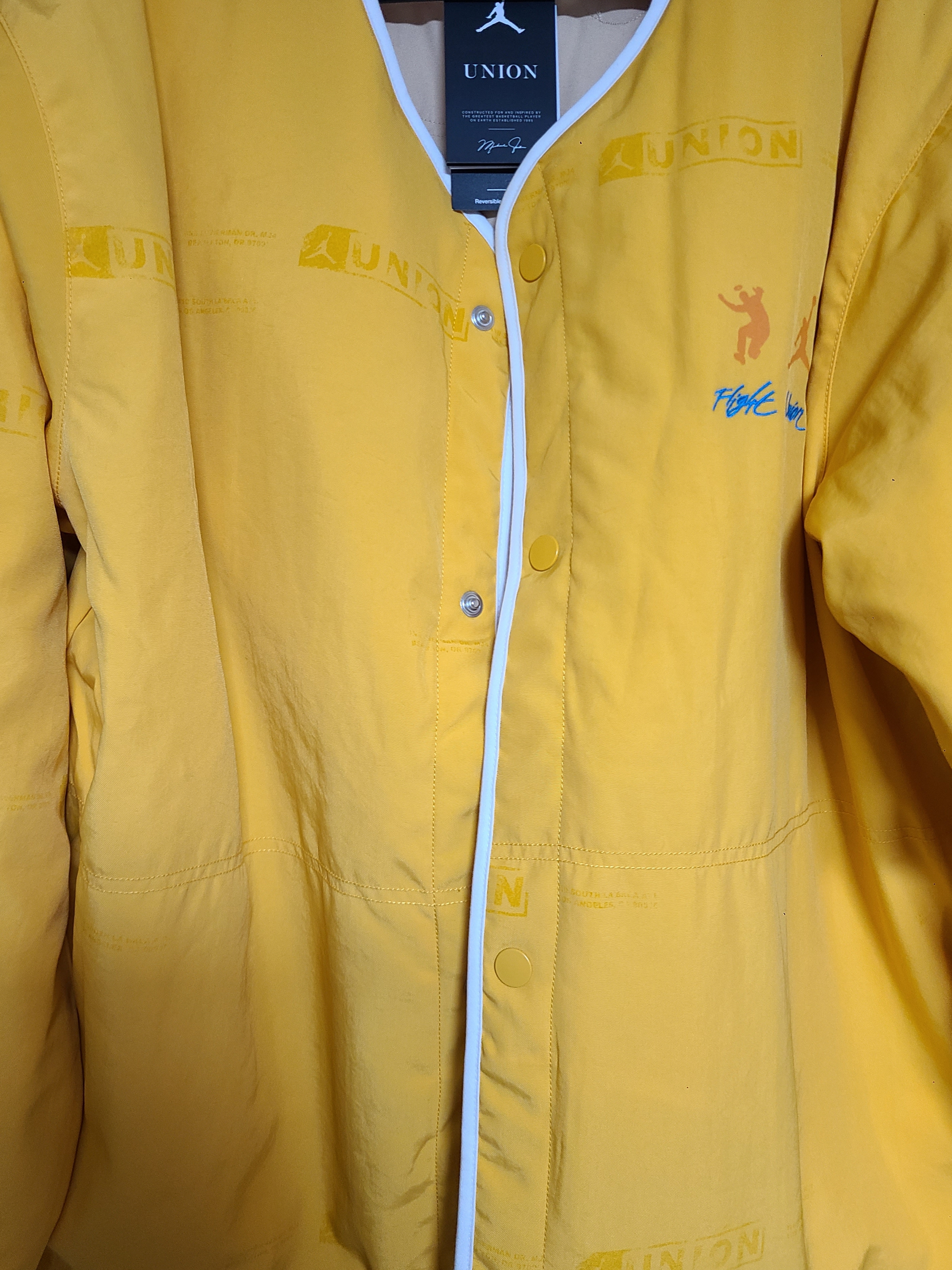 Jordan x Union Reversible Jacket Sport Gold - US/EU 착용 스타일