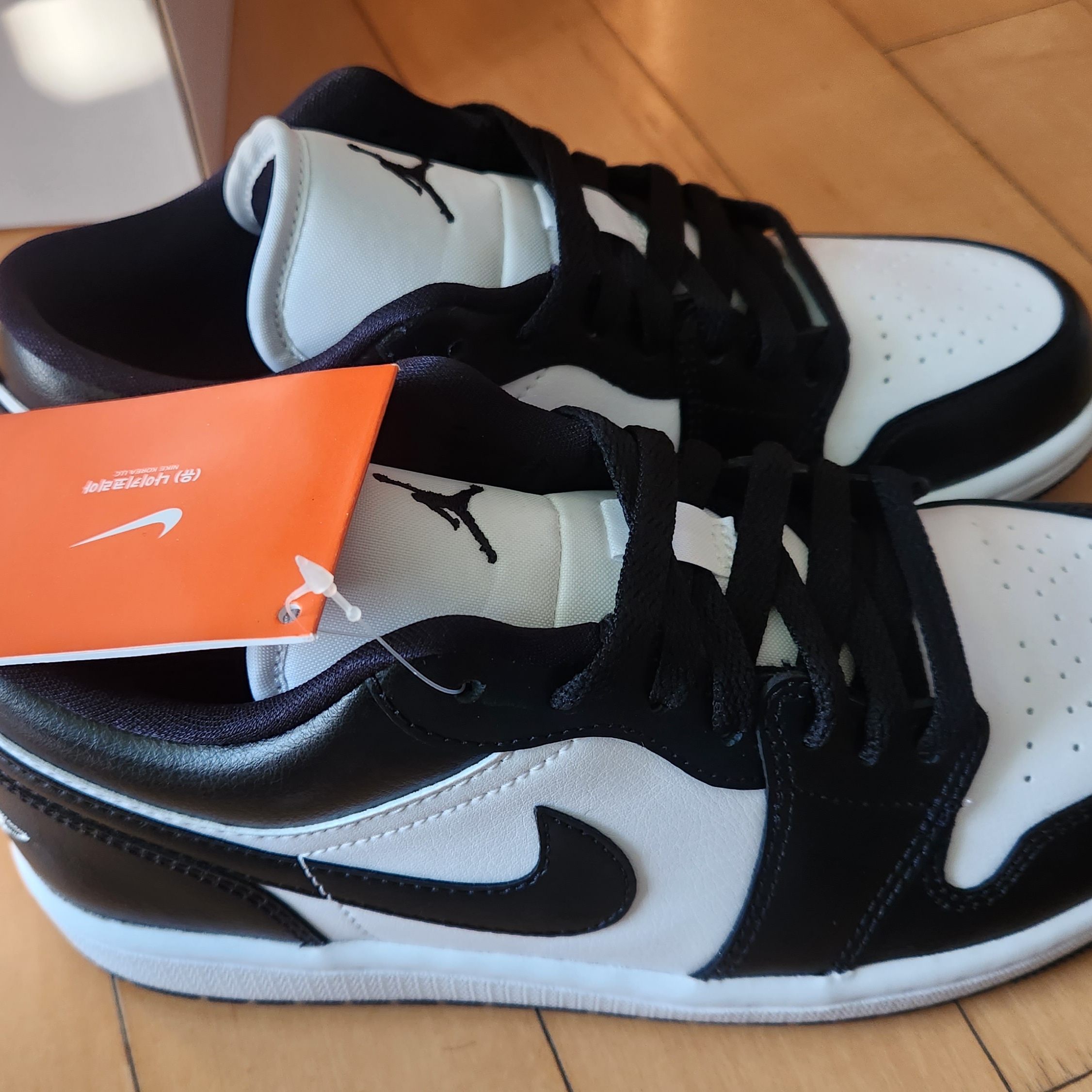 (W) Jordan 1 Low Black and White 착용 스타일 - 3