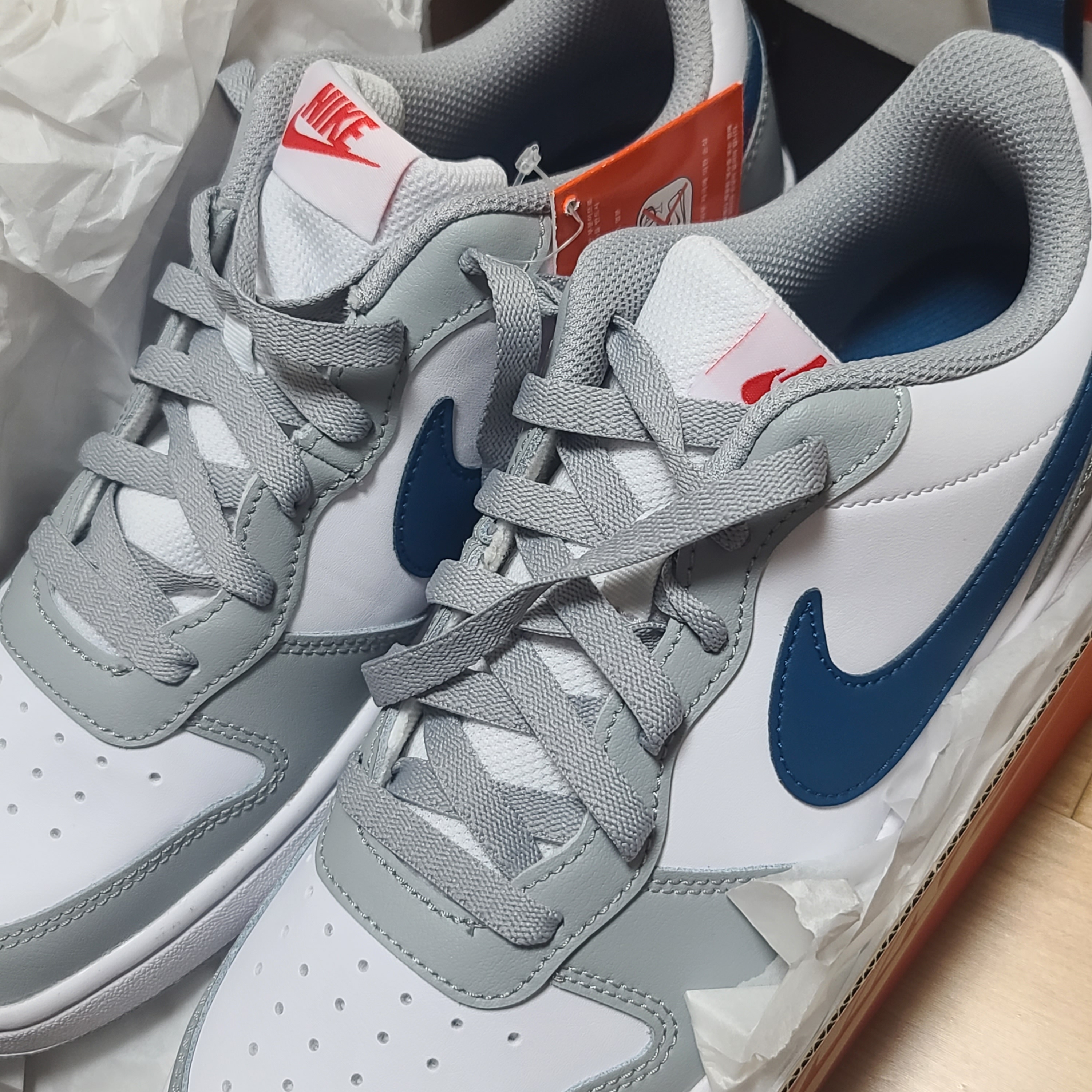 (GS) Nike Court Borough Low 2 Light Smoke Grey 착용 스타일