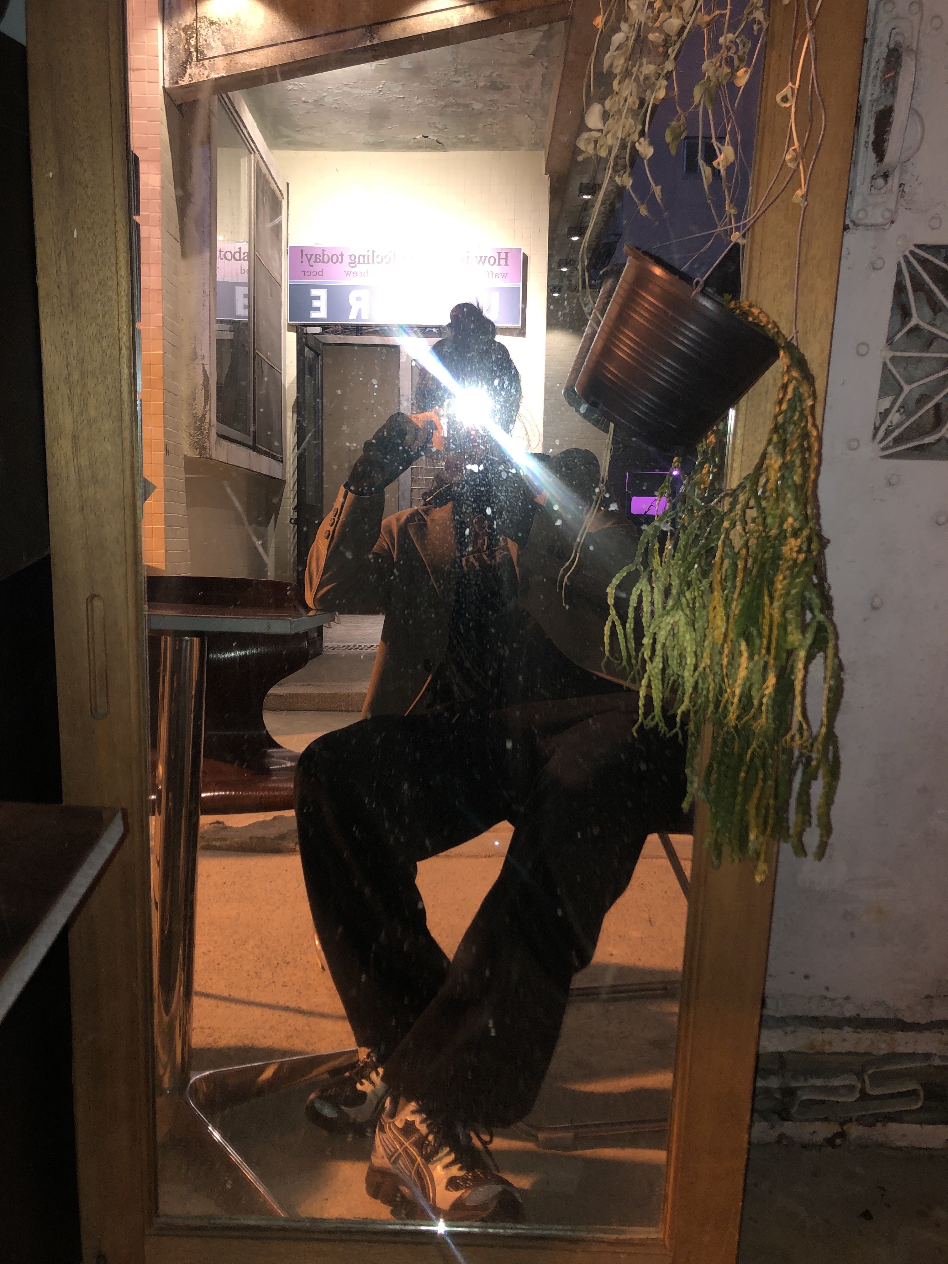 Asics UB5-S Gel-Nimbus 9 Black Gunmetal 착용 스타일 - 2