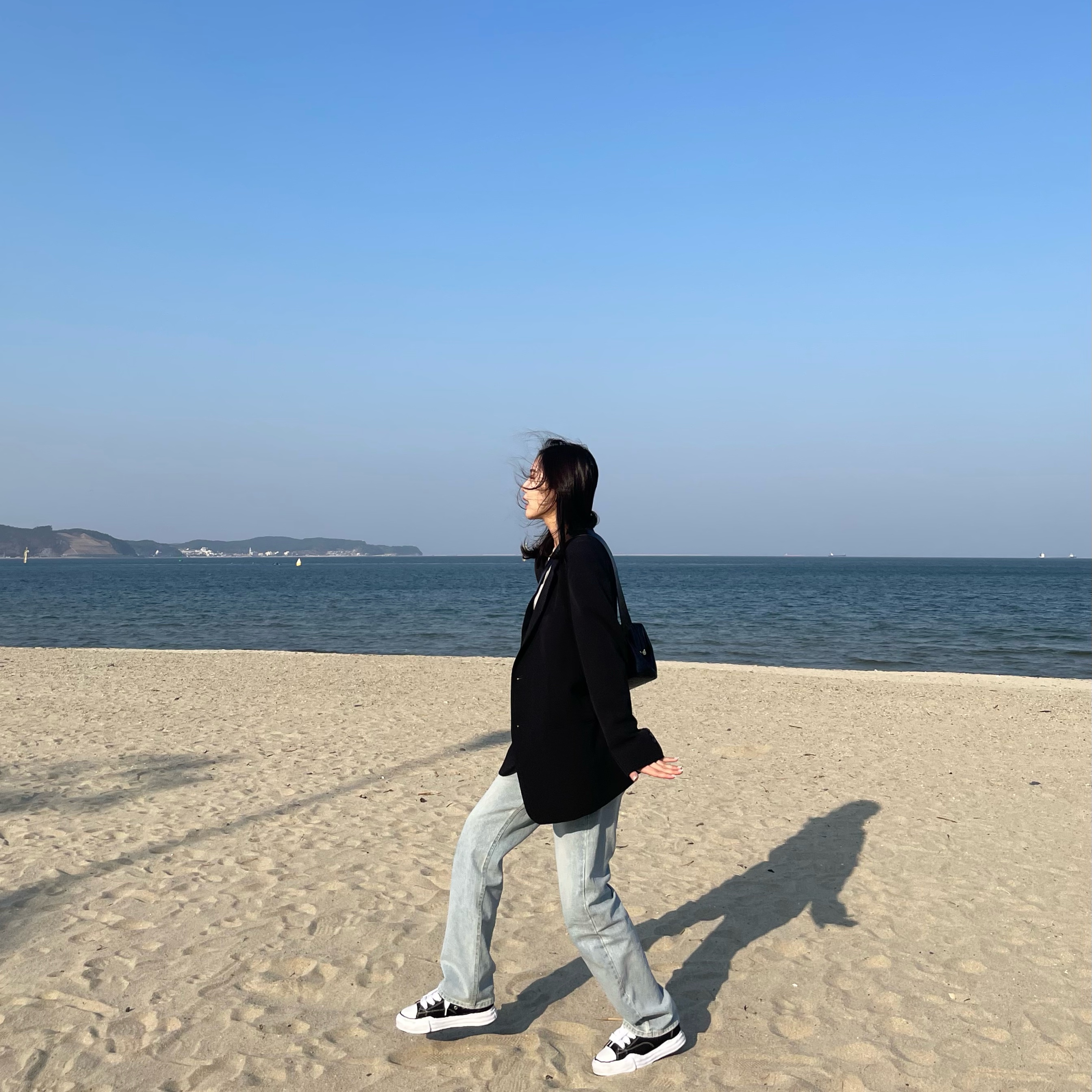 Maison Mihara Yasuhiro Peterson OG Sole Canvas Low Sneakers Black 착용 스타일 - 2