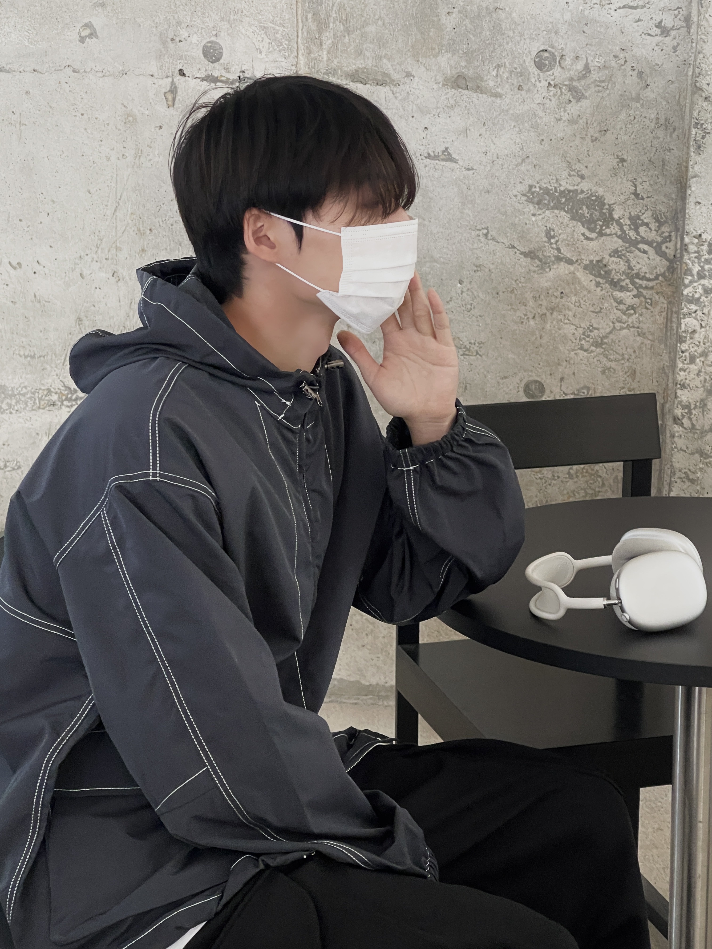Nike Air Force 1 '07 Low White, Apple AirPods Max Lightning Silver (Korean Ver.) 착용 스타일 - 4