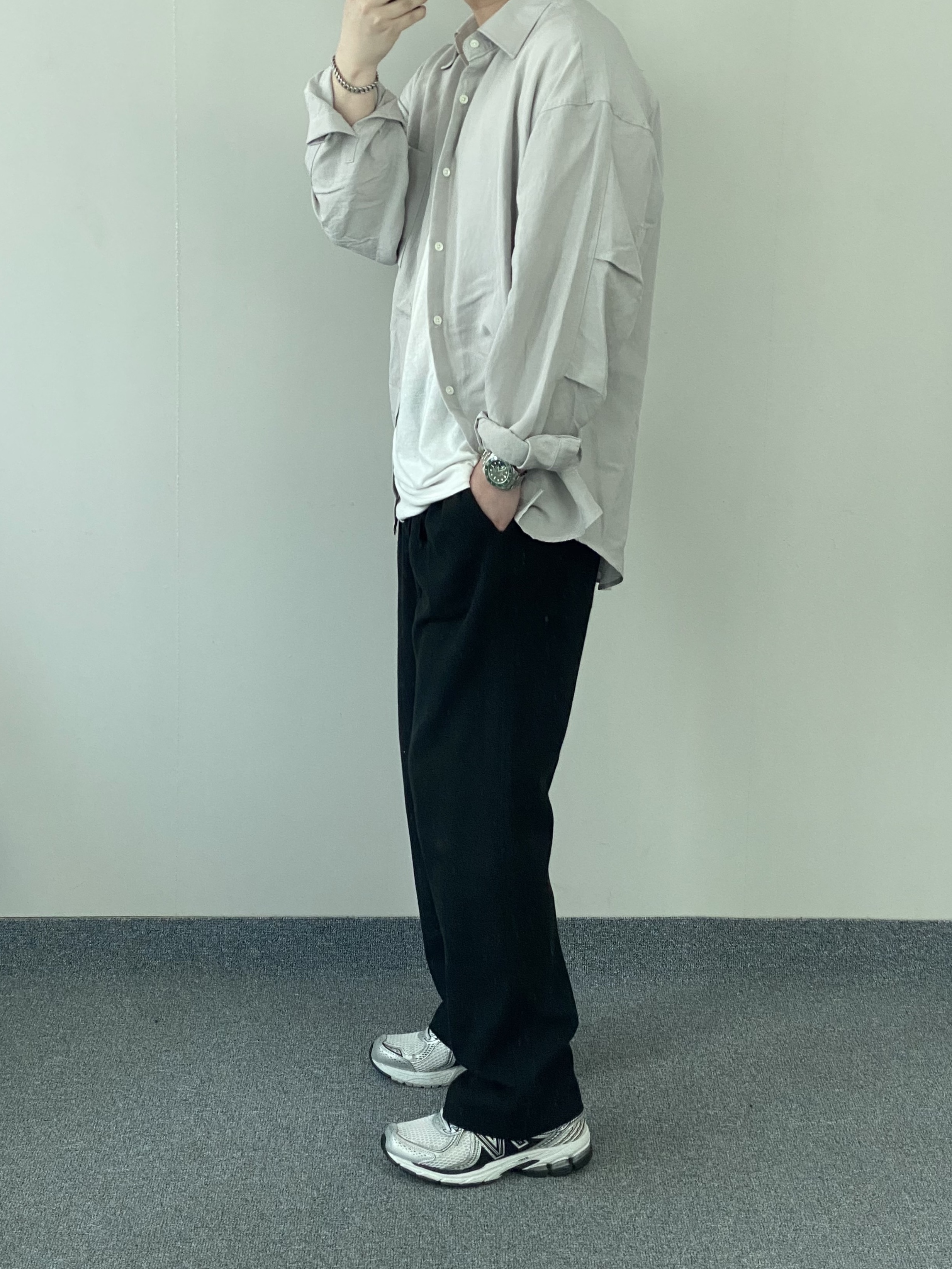 New Balance 860v2 White Black 착용 스타일 - 2