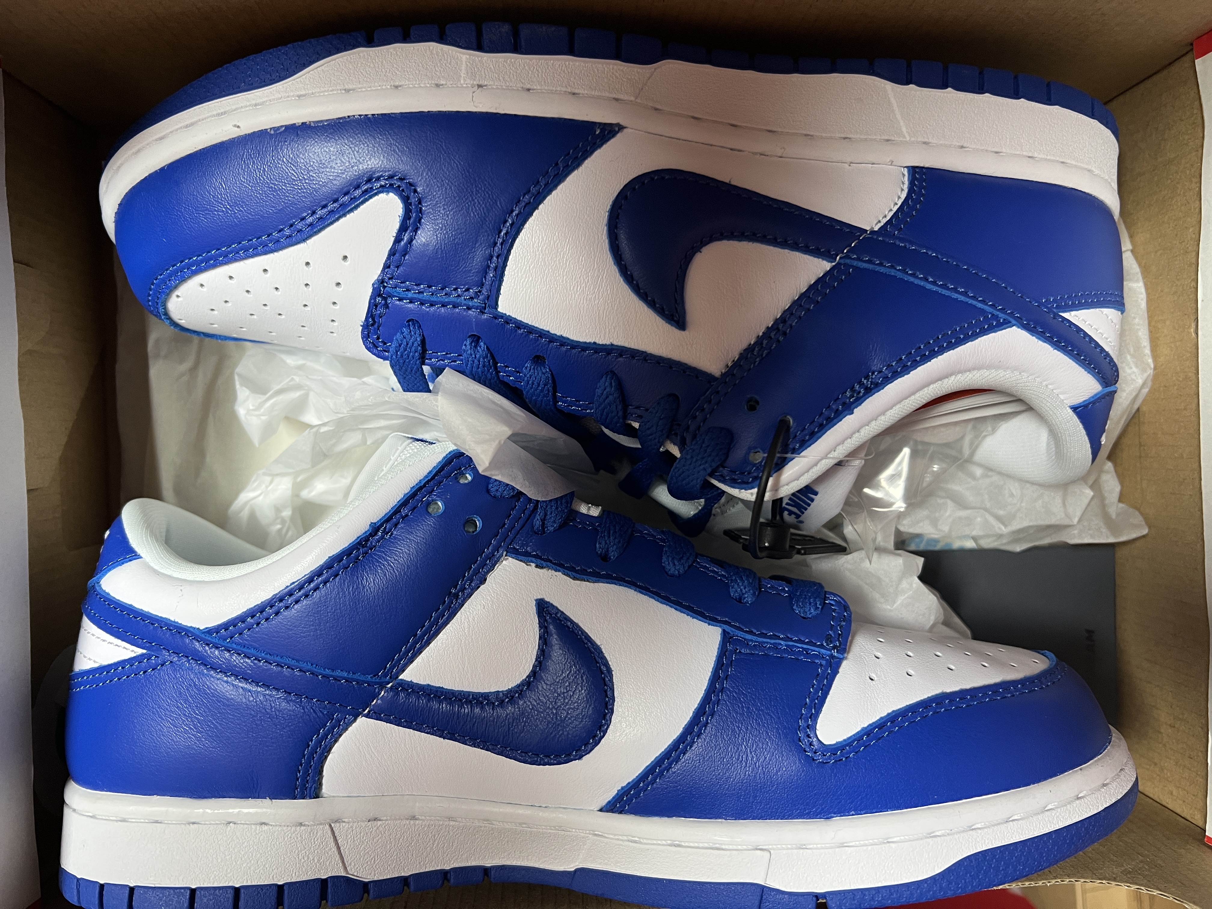 Nike Dunk Low SP Kentucky 2022 착용 스타일