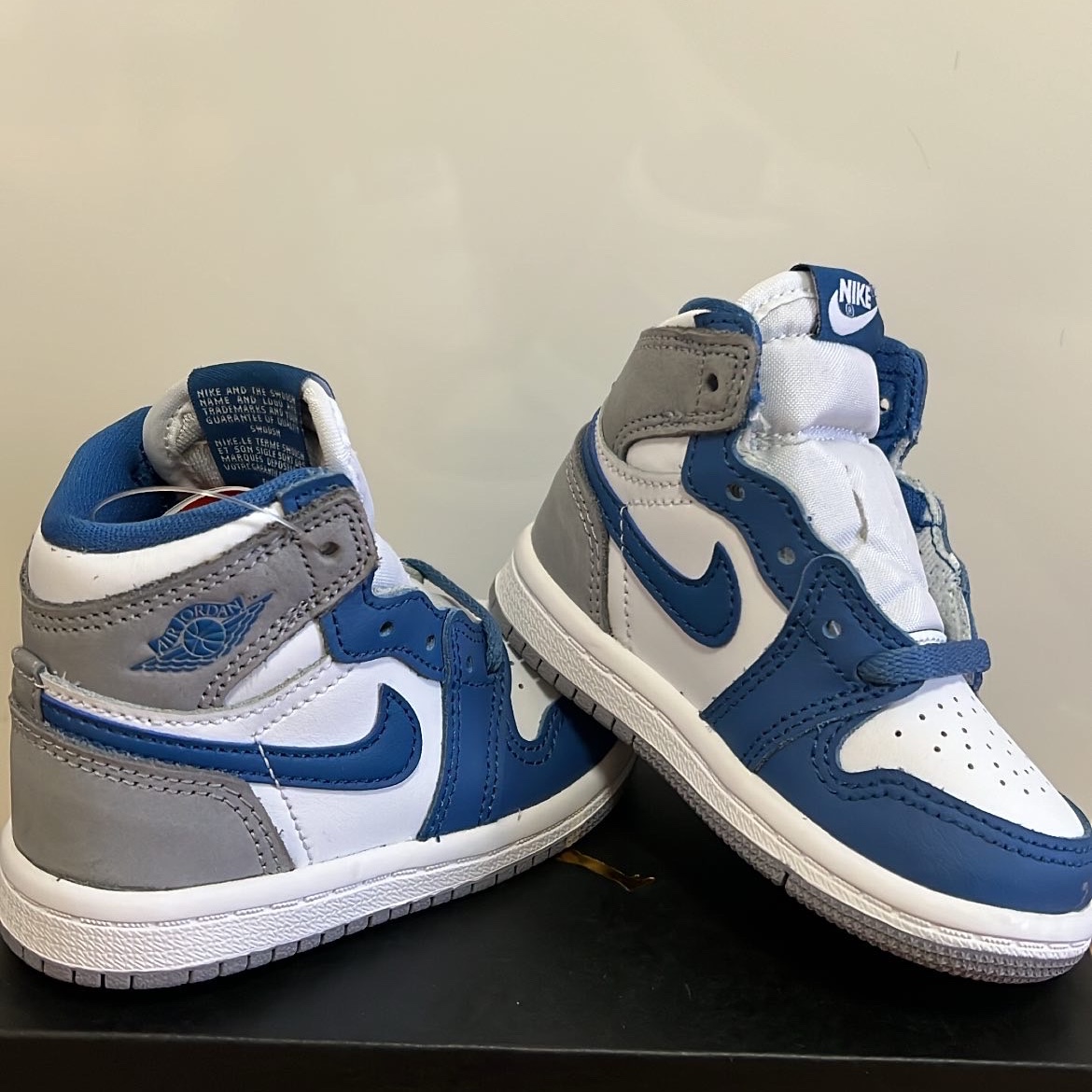 (TD) Jordan 1 Retro High OG True Blue 착용 스타일
