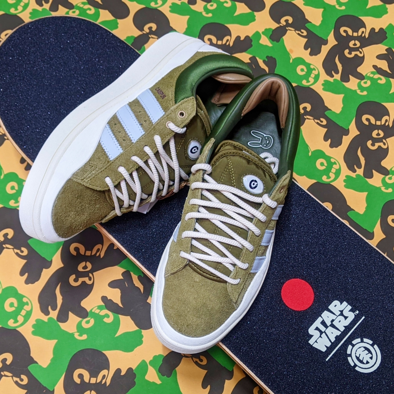 Adidas x Bad Bunny Campus Wild Moss 착용 스타일 - 1