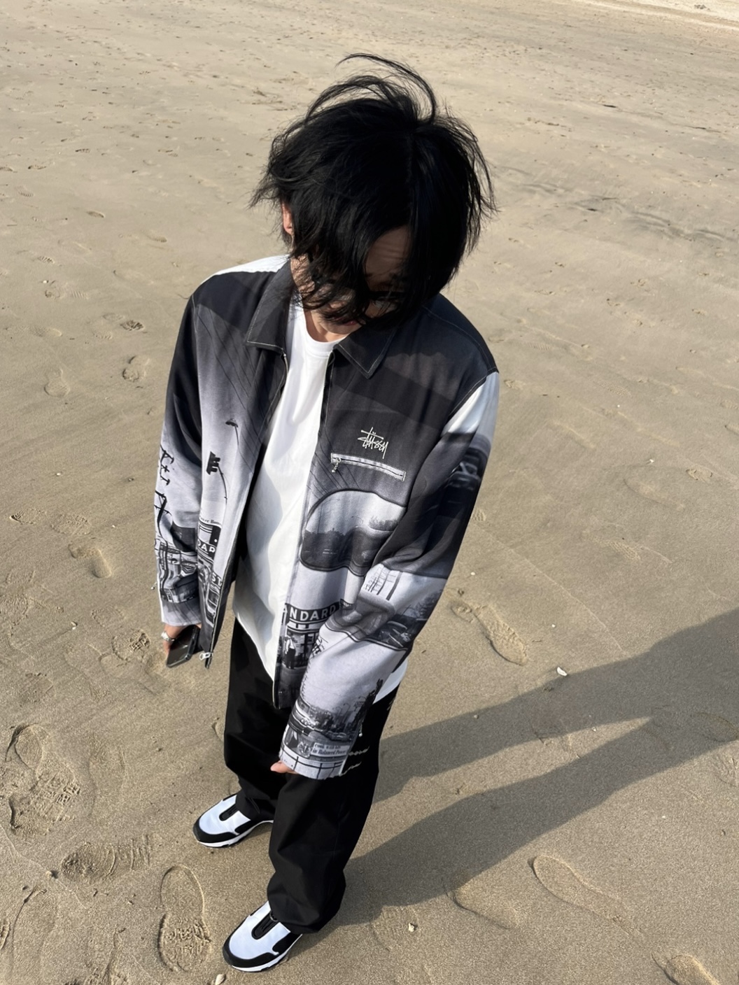 Stussy Hopper Jacket Black, Nike x Comme des Garcons Homme Plus Air Max Sunder SP White Black 착용 스타일