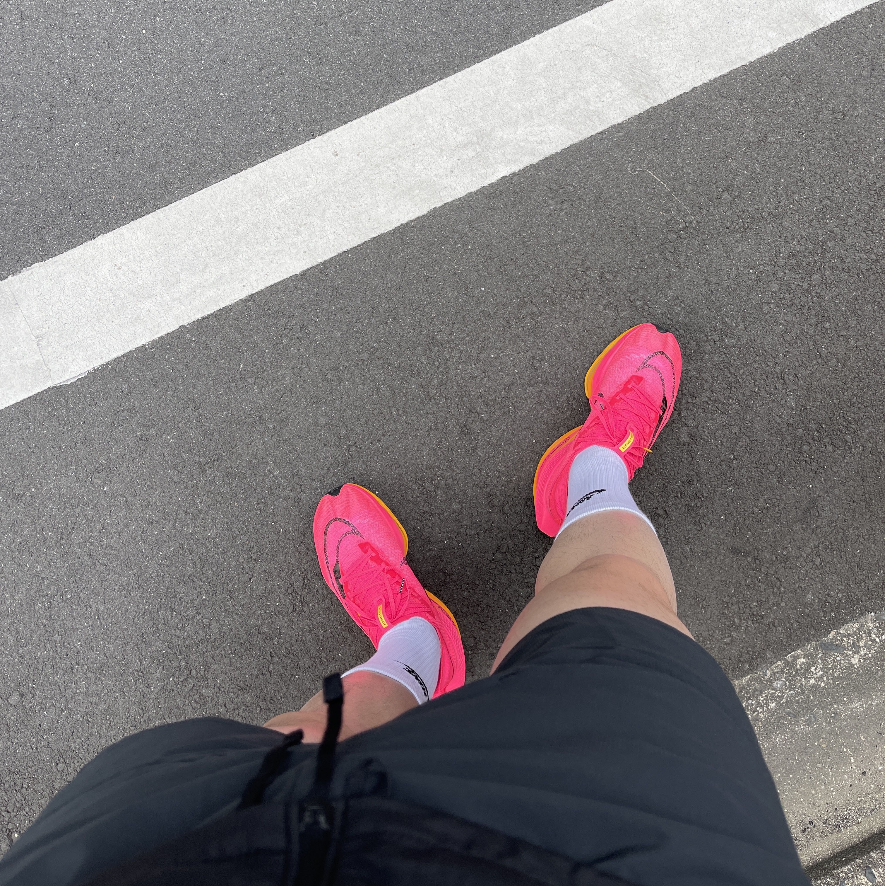Nike Air Zoom Alphafly Next% 2 Hyper Pink 착용 스타일