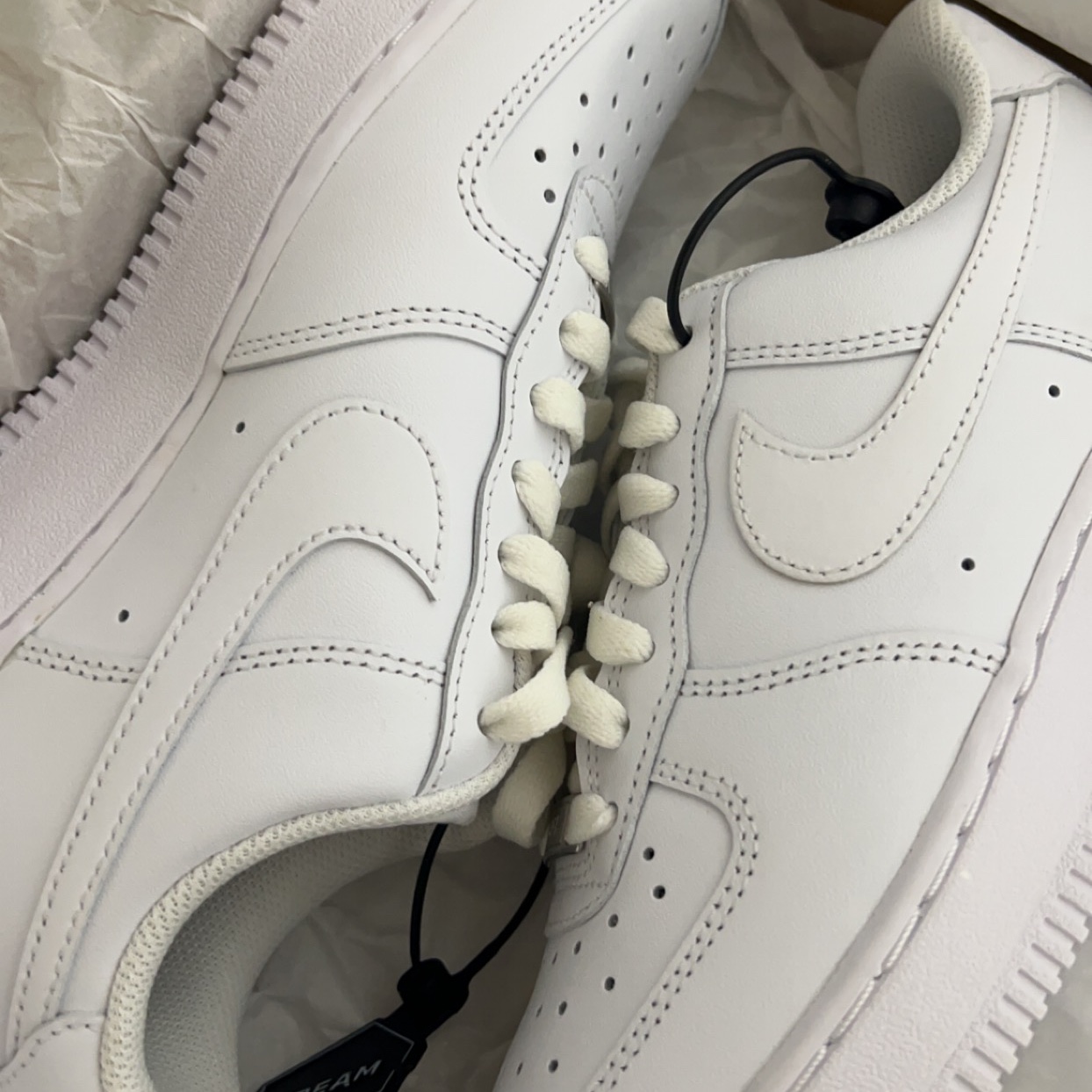 Nike Air Force 1 '07 Low White 착용 스타일