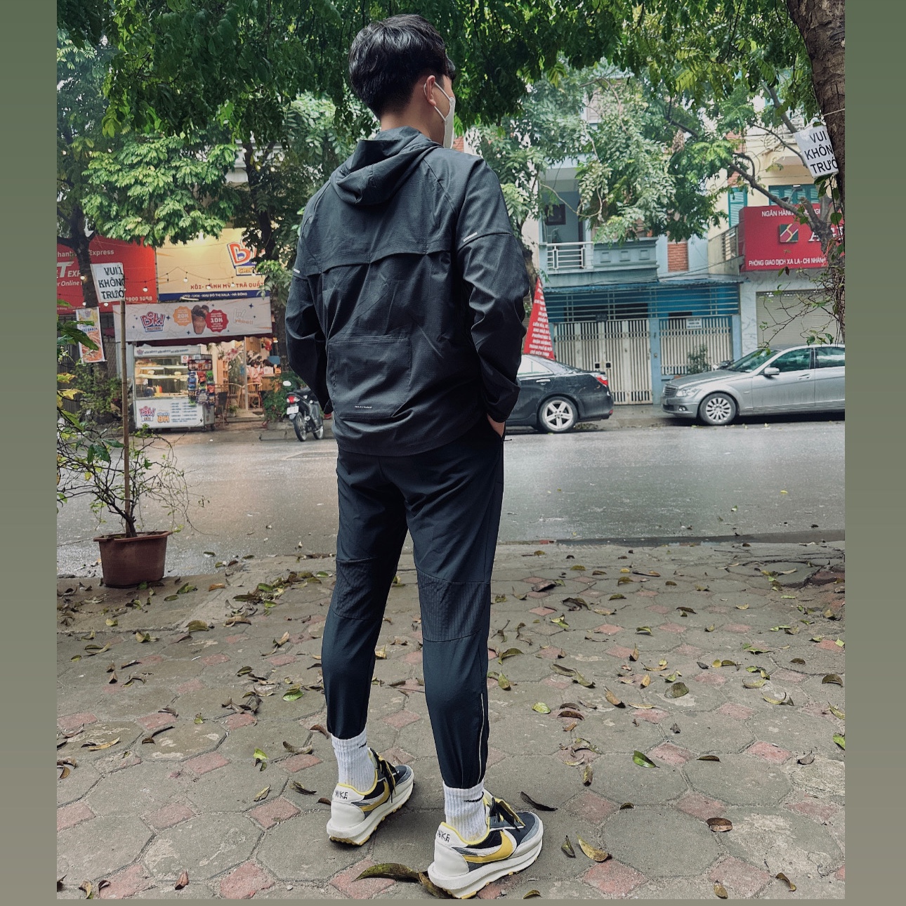 Nike x Sacai x Undercover LDWaffle Black Bright Citron 착용 스타일 - 1