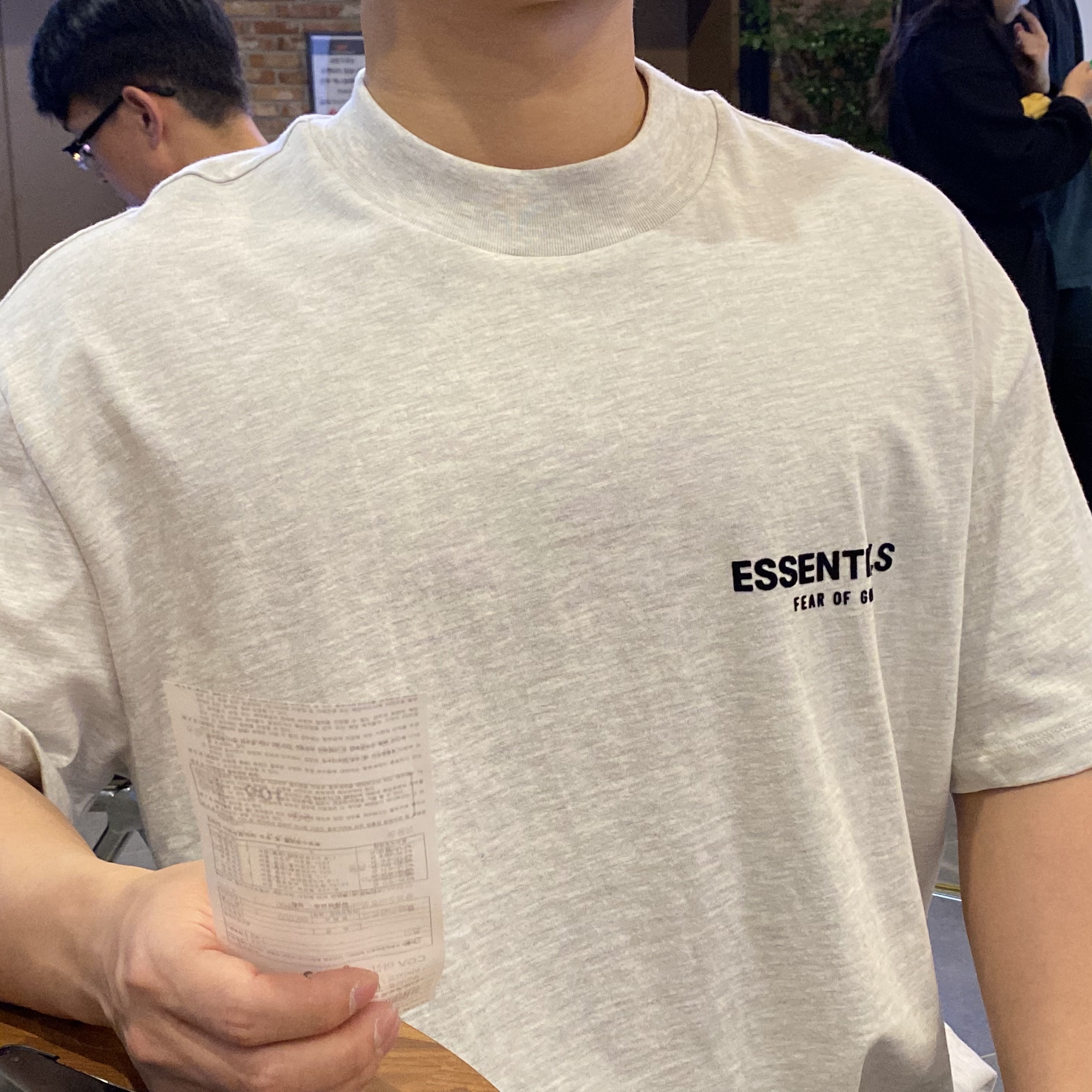 Essentials The Core Collection T-Shirt Light Oatmeal 착용 스타일