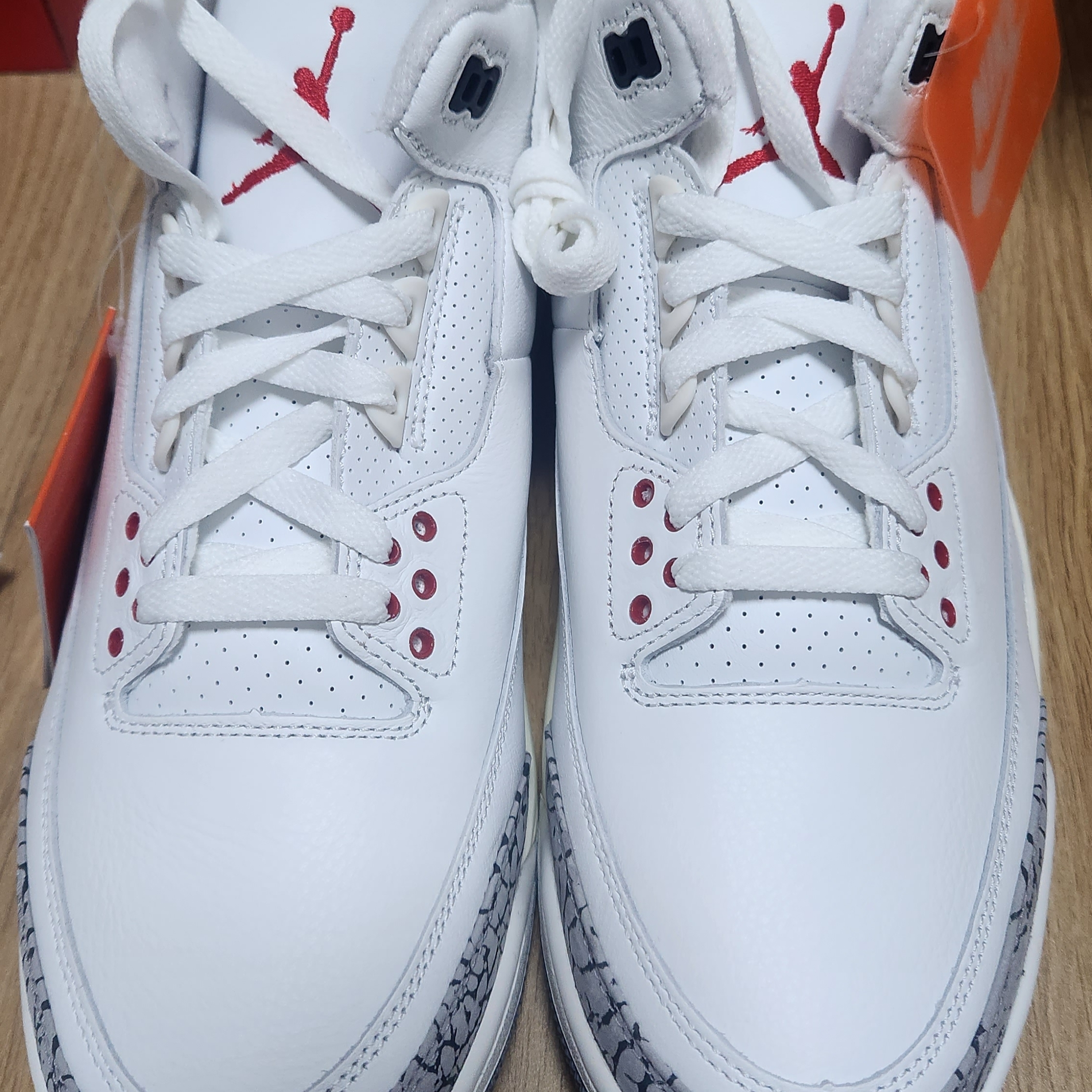 Jordan 3 Retro White Cement Reimagined 착용 스타일 - 2