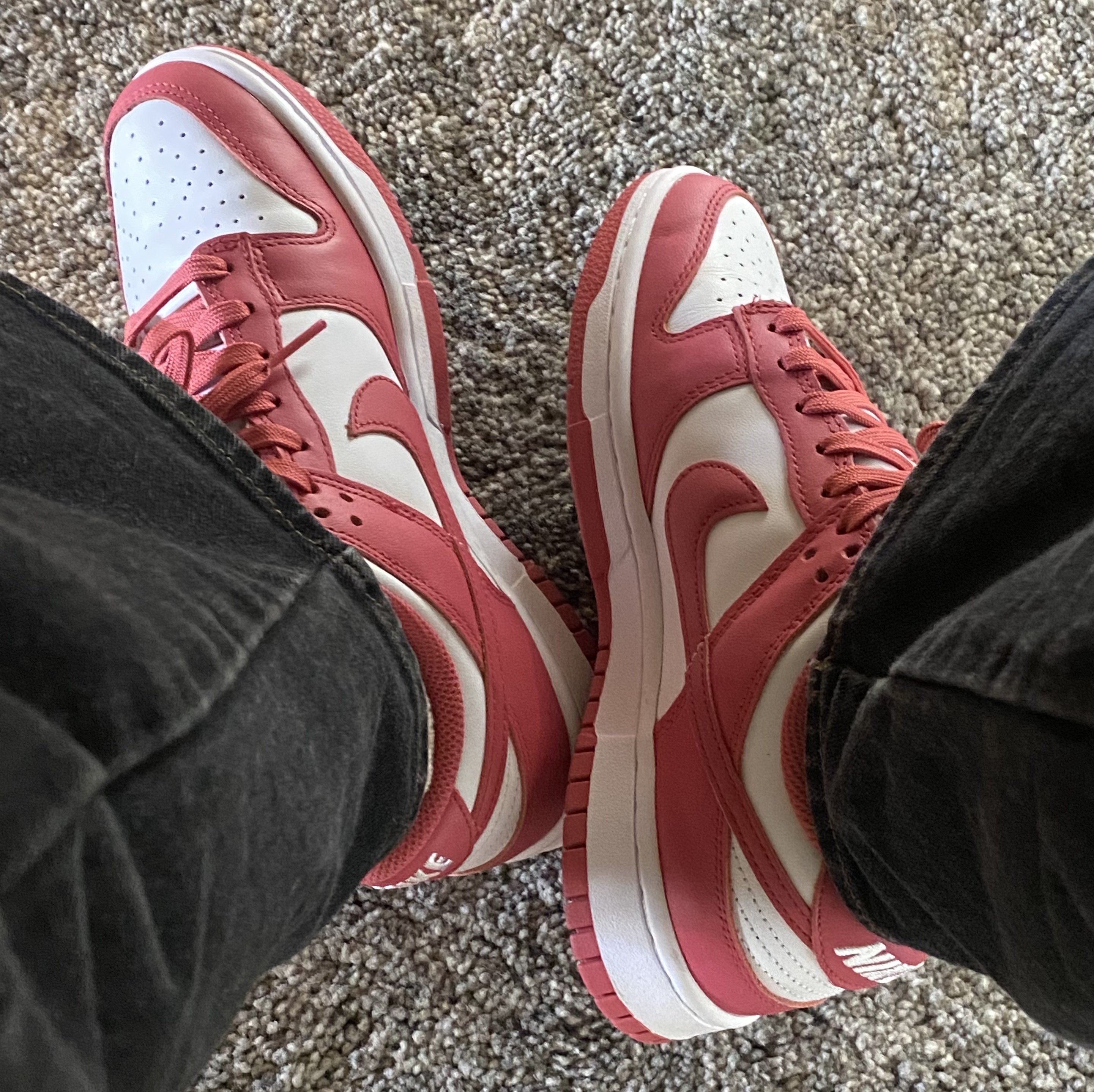 (W) Nike Dunk Low Archeo Pink 착용 스타일