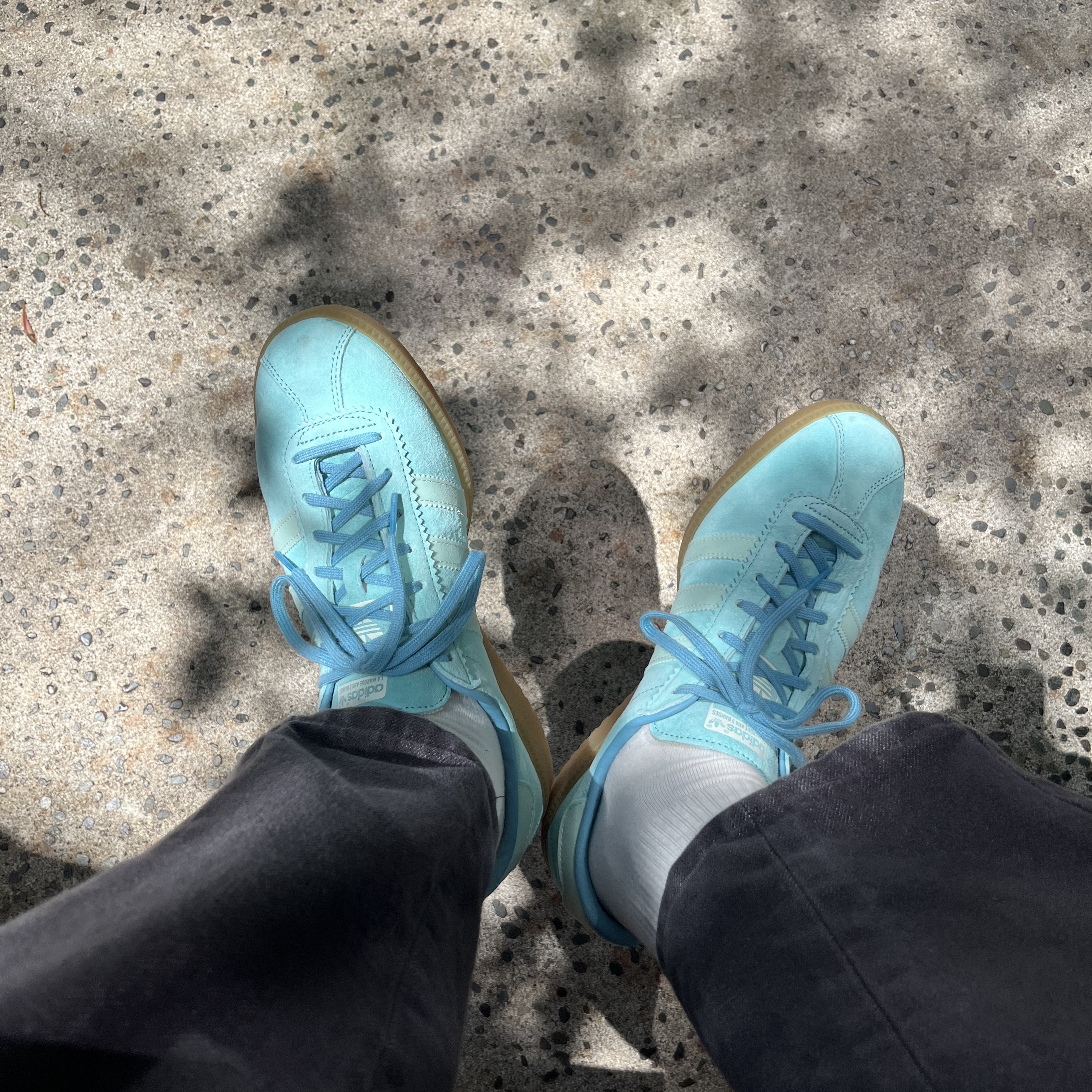 Adidas Bermuda Easy Mint 착용 스타일