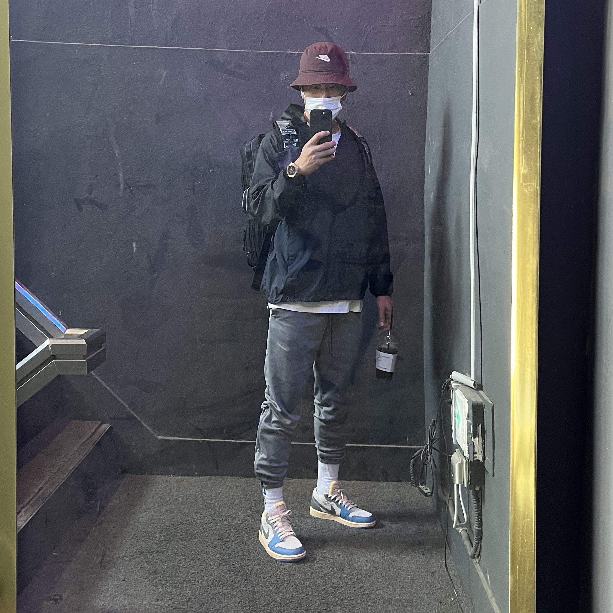 Jordan 1 Low SE Tokyo 96 착용 스타일