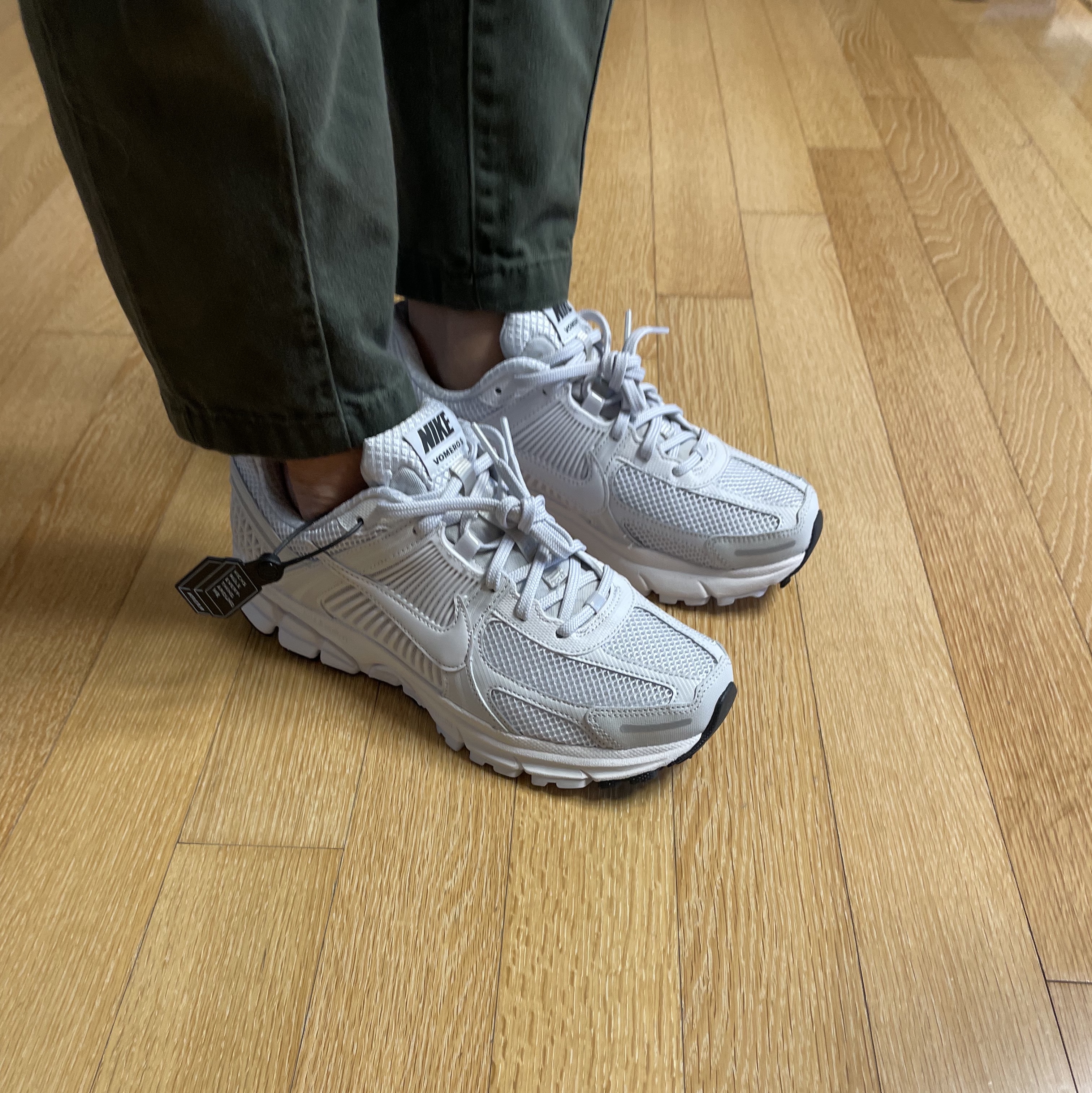 Nike Zoom Vomero 5 SP Vast Grey 2023 착용 스타일